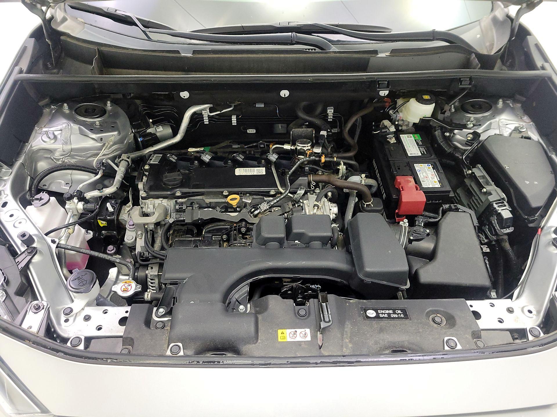 Thumbnail: 2022 Toyota RAV4 - 19