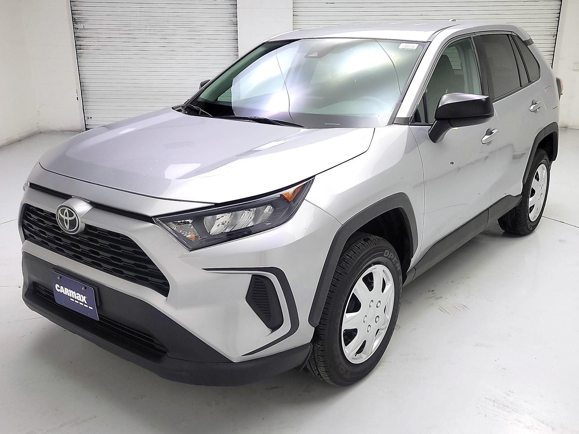 Thumbnail: 2022 Toyota RAV4 - 3