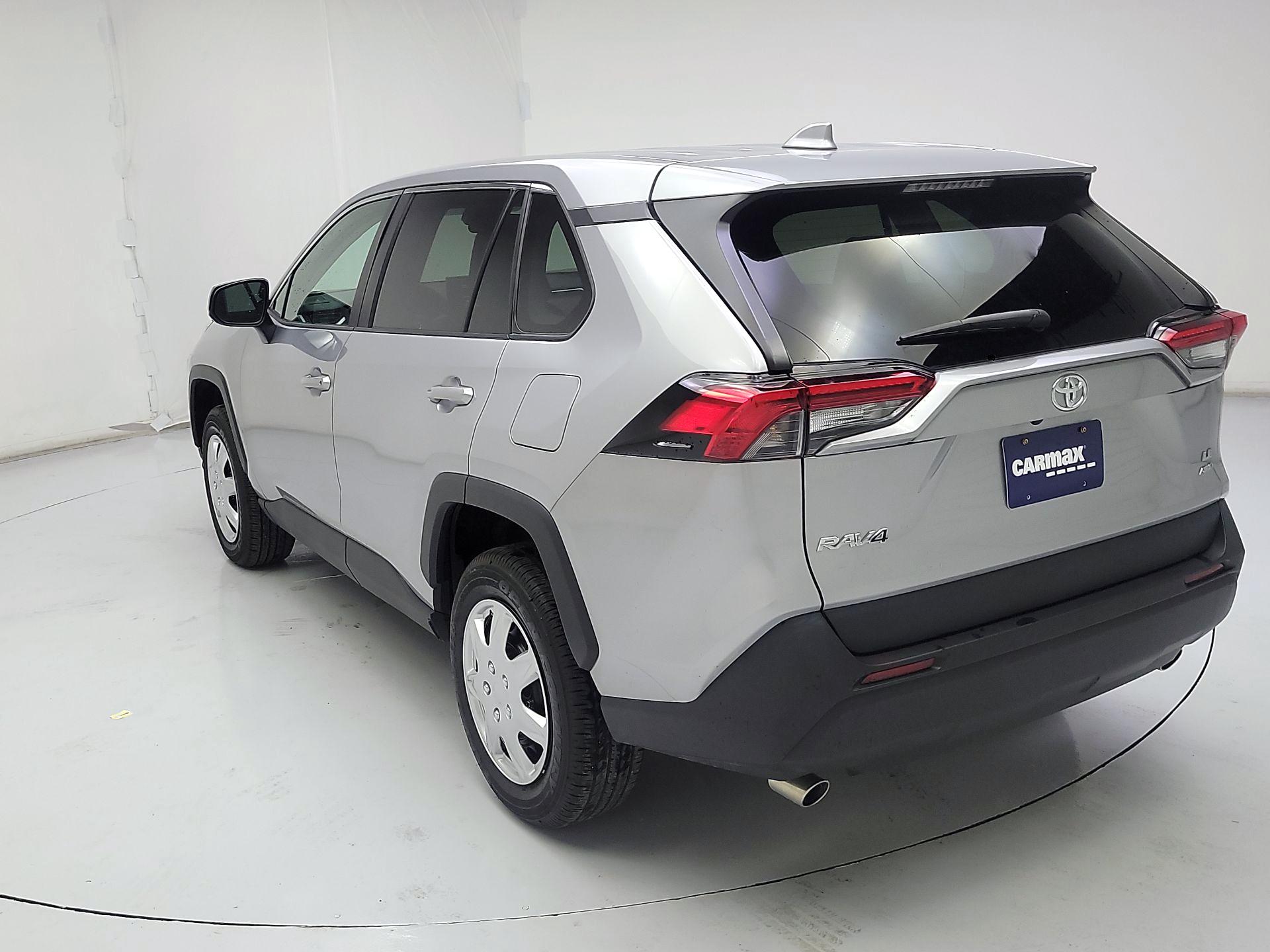 Thumbnail: 2022 Toyota RAV4 - 7