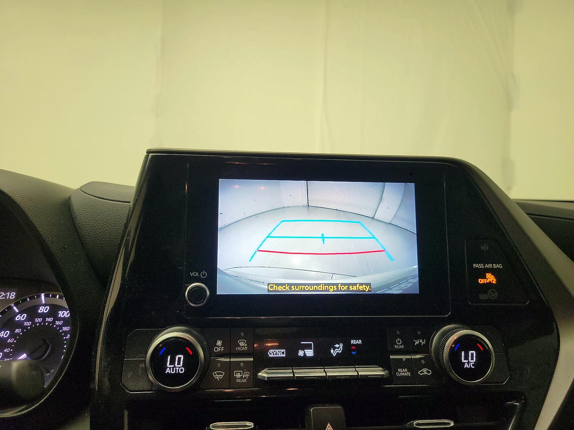 Thumbnail: 2023 Toyota Highlander - 12