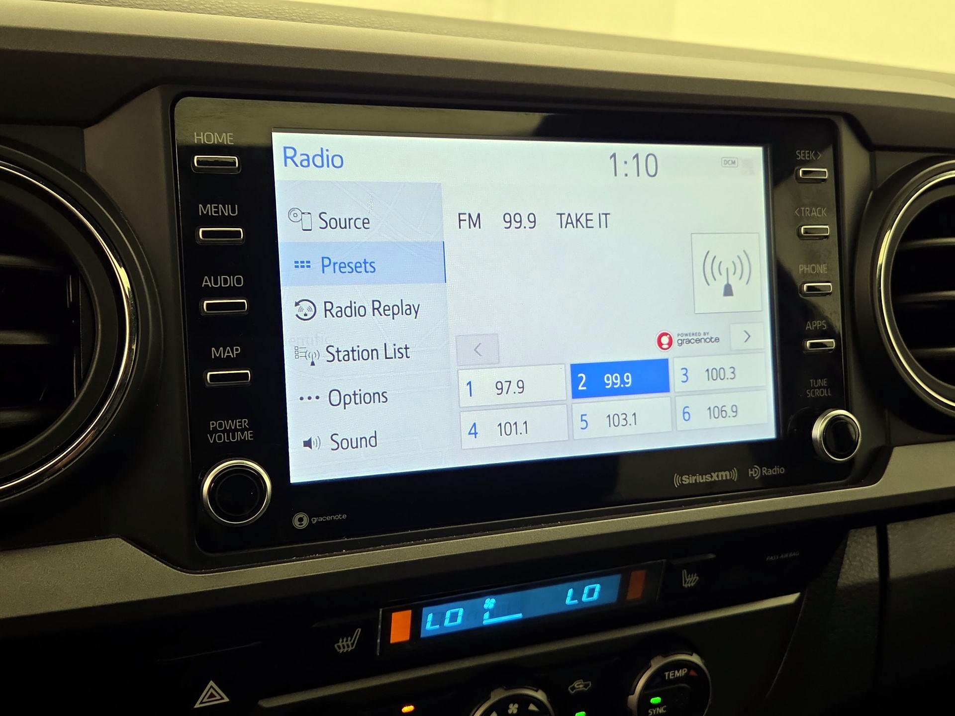 Thumbnail: 2022 Toyota Tacoma - 16