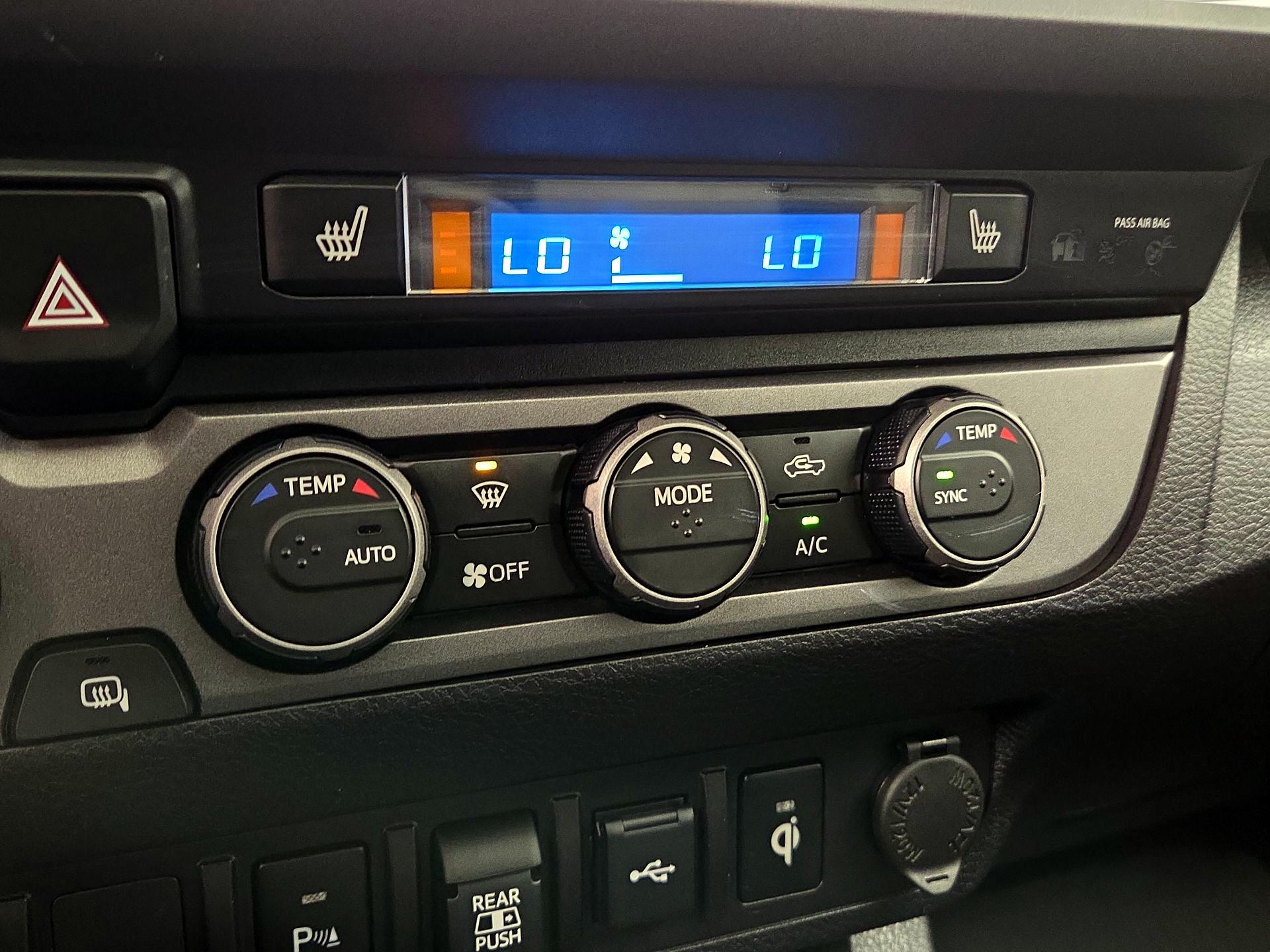 Thumbnail: 2022 Toyota Tacoma - 17