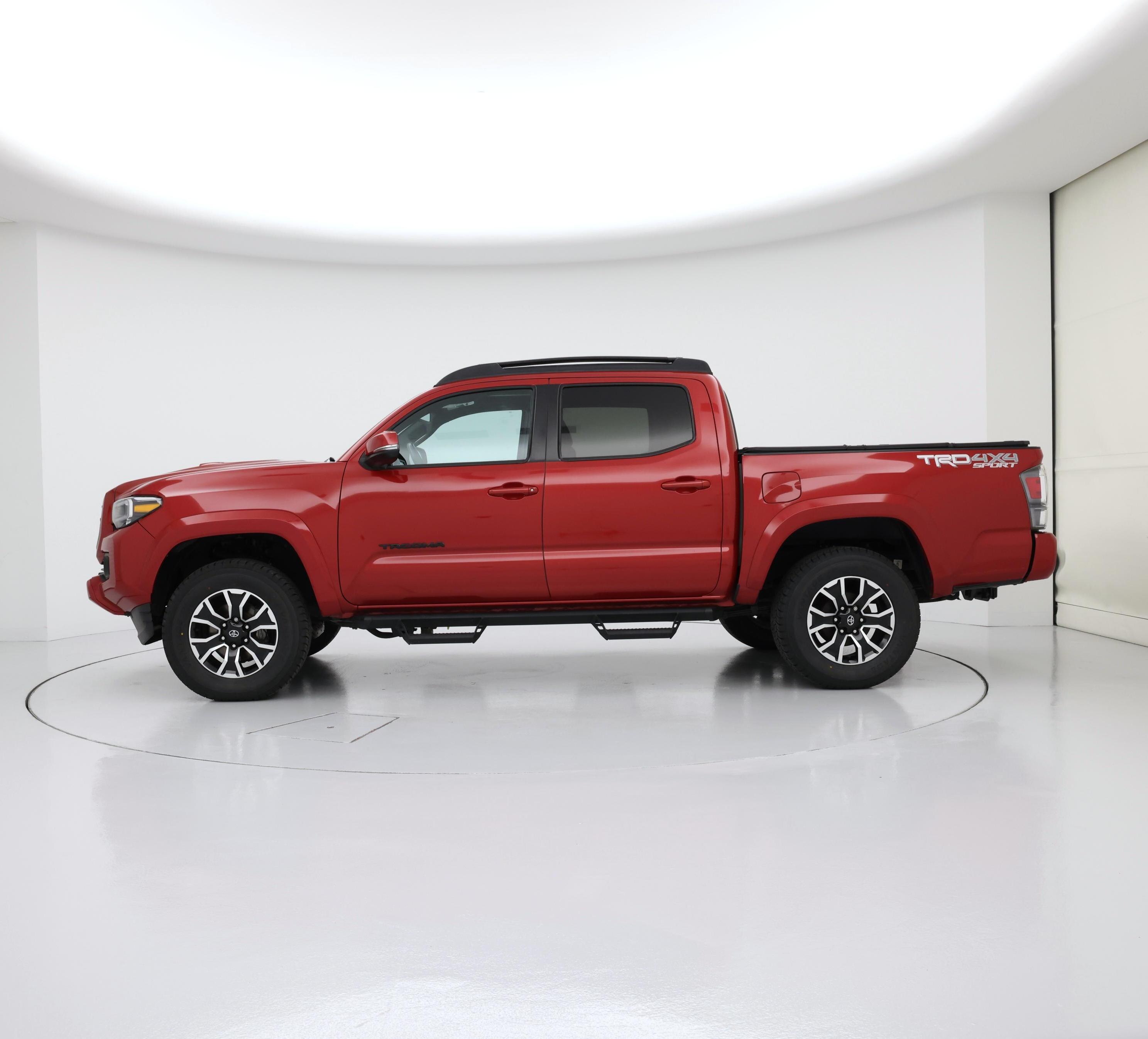 Thumbnail: 2022 Toyota Tacoma - 3