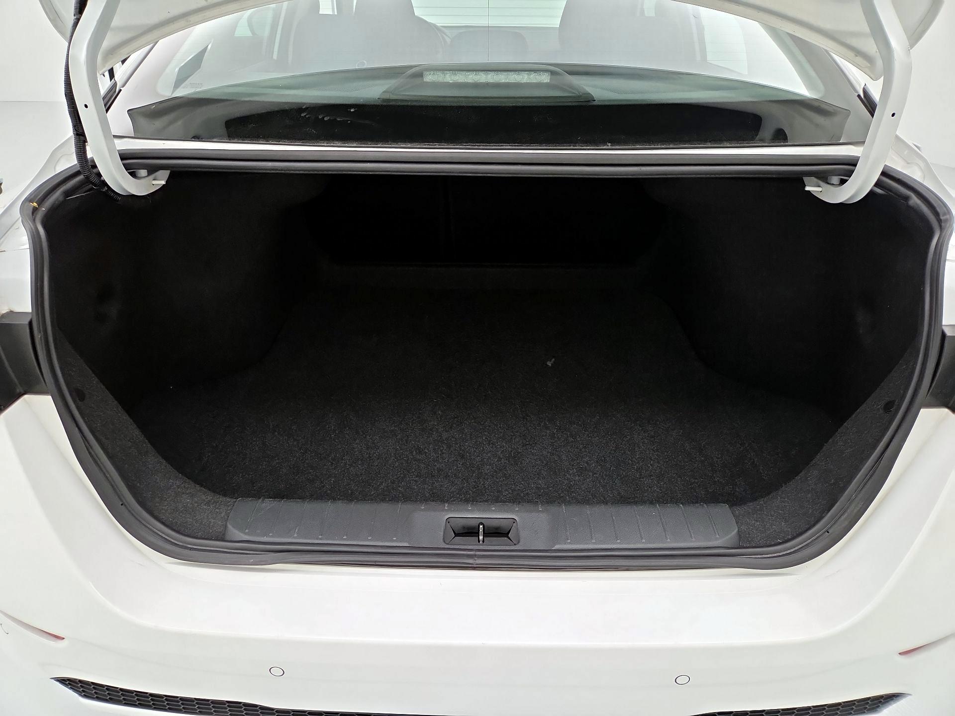 Thumbnail: 2024 Nissan Sentra - 20