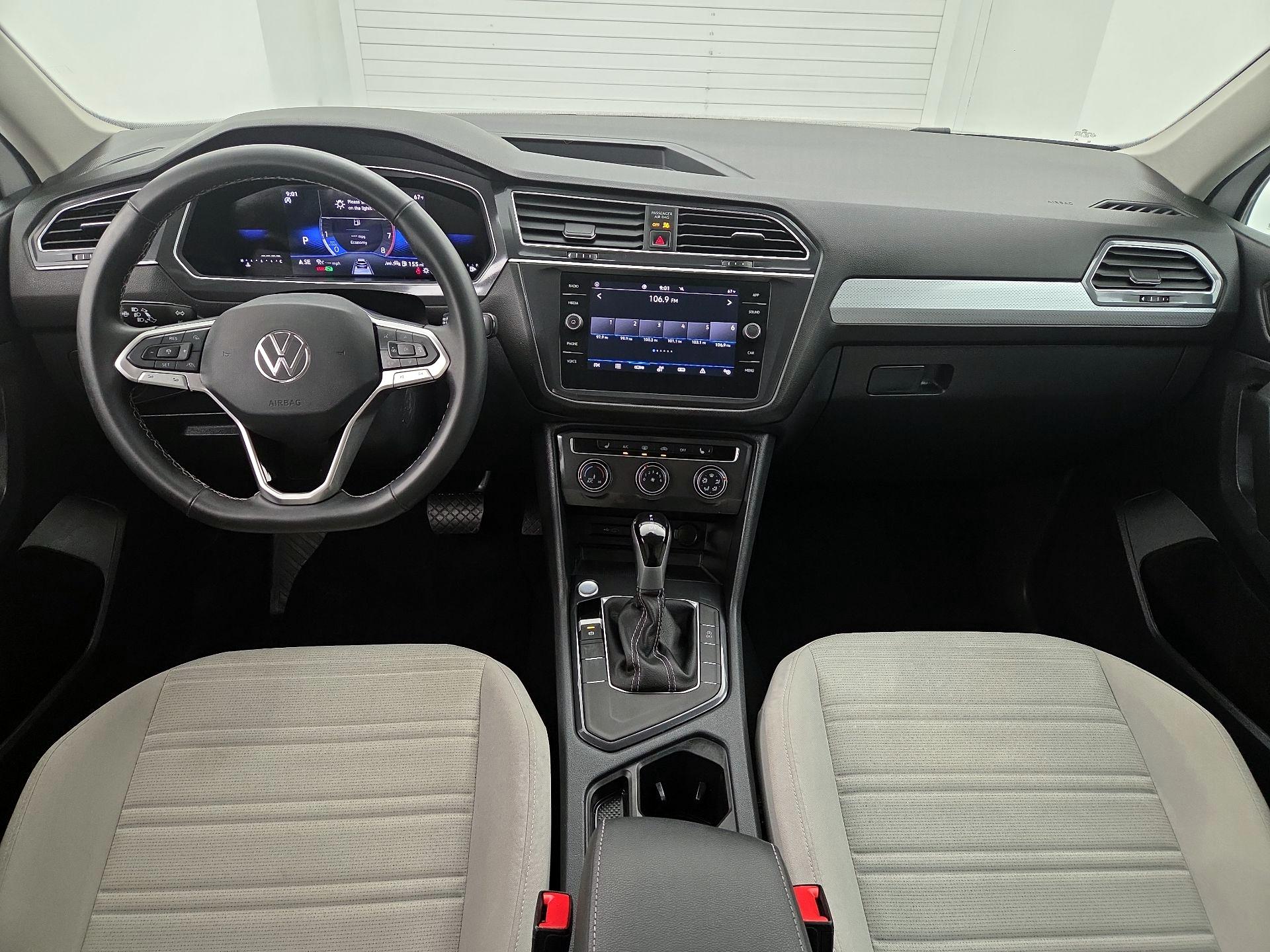 Thumbnail: 2024 Volkswagen Tiguan - 9