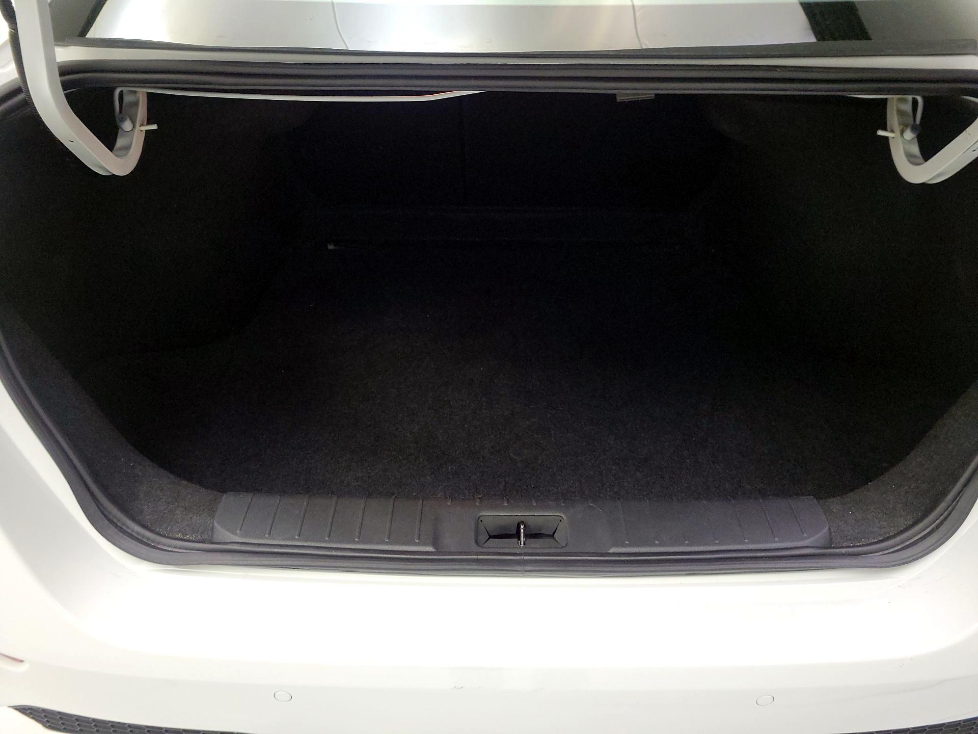 Thumbnail: 2024 Nissan Sentra - 18