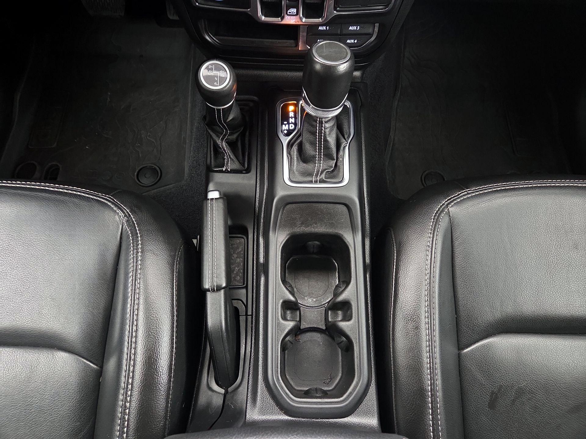 Thumbnail: 2023 Jeep Wrangler - 18