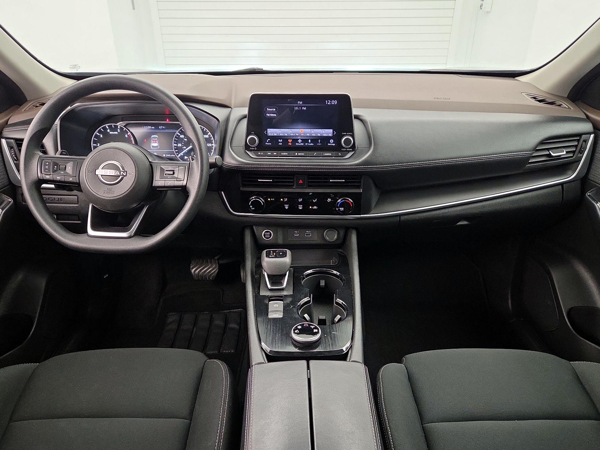 Thumbnail: 2023 Nissan Rogue - 9