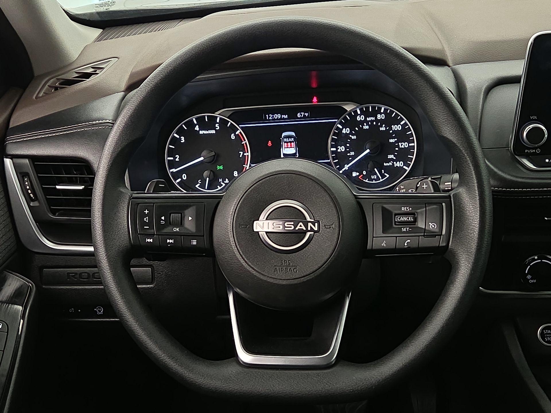 Thumbnail: 2023 Nissan Rogue - 10