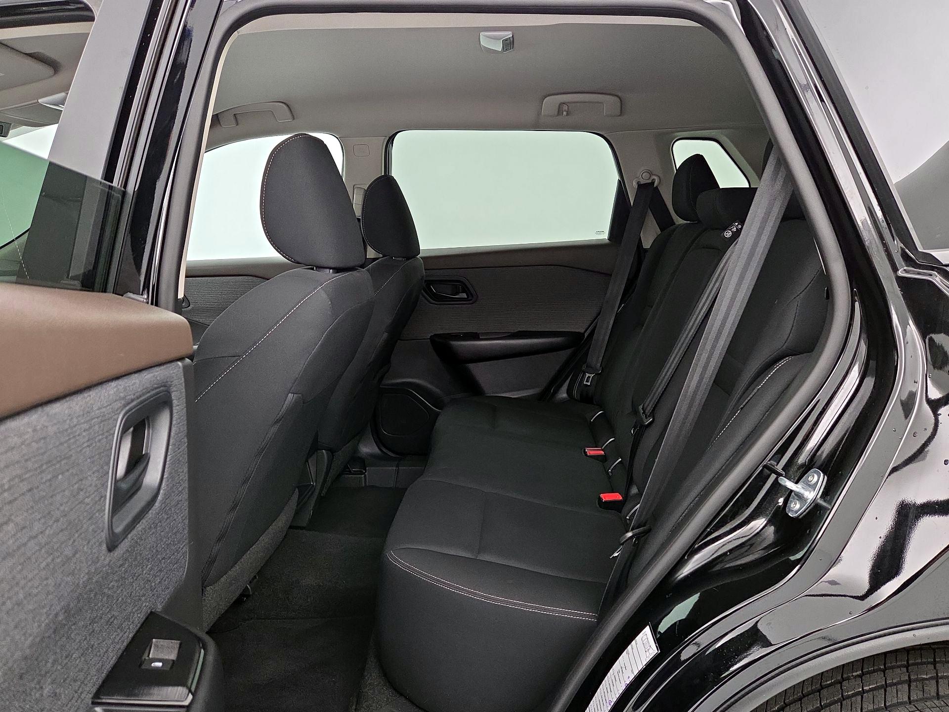 Thumbnail: 2023 Nissan Rogue - 19