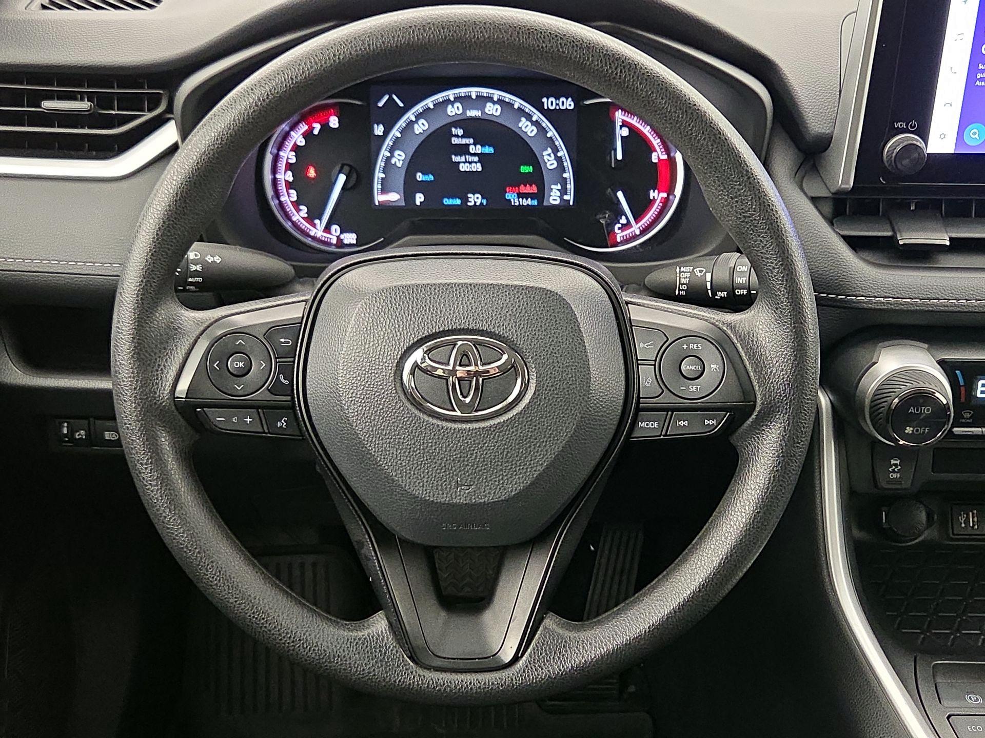 Thumbnail: 2024 Toyota RAV4 - 10