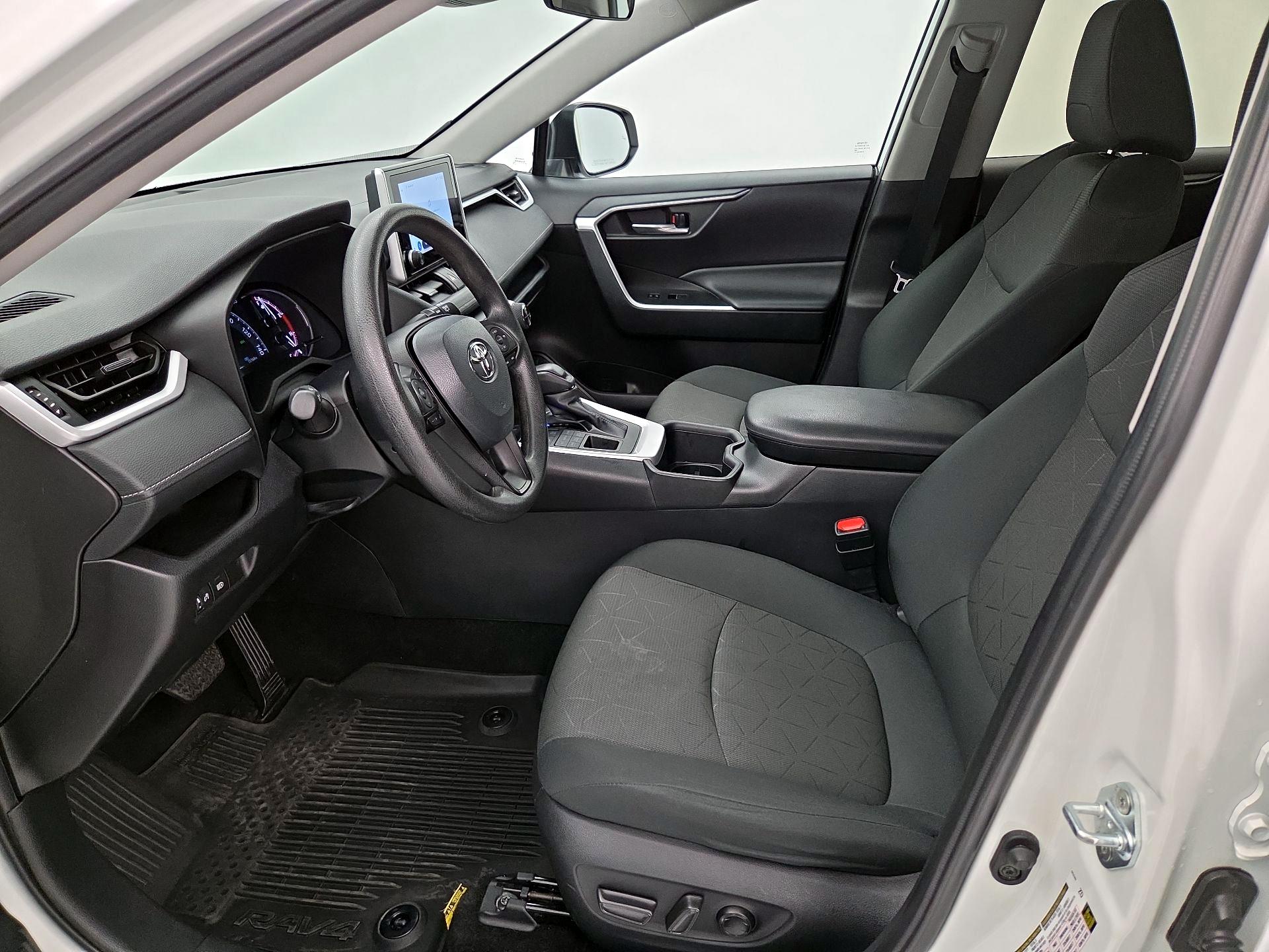 Thumbnail: 2024 Toyota RAV4 - 11