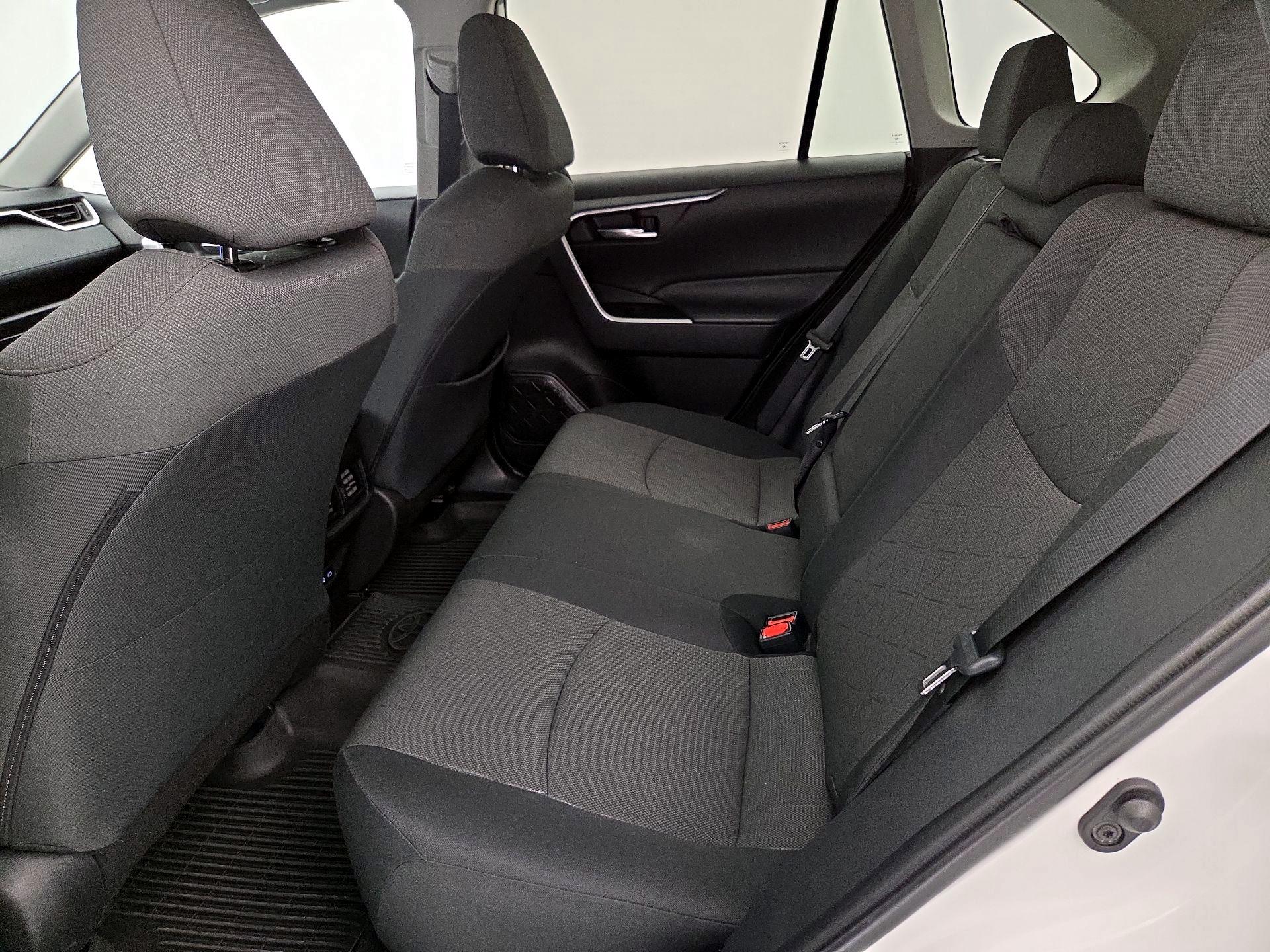 Thumbnail: 2024 Toyota RAV4 - 19