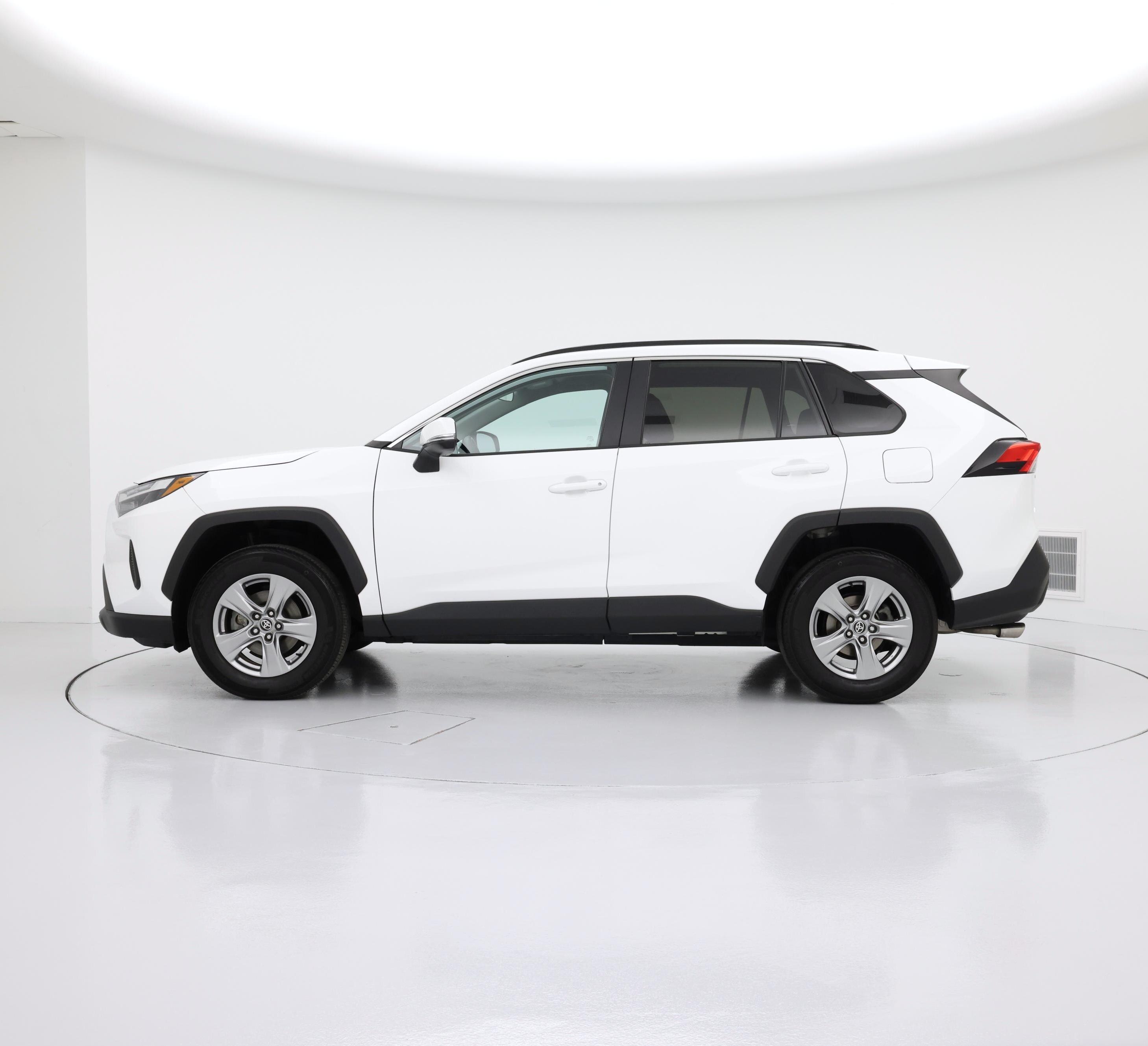 Thumbnail: 2024 Toyota RAV4 - 3