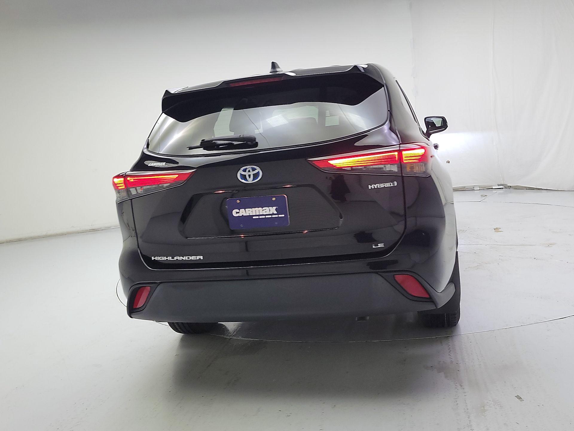 Thumbnail: 2022 Toyota Highlander - 6