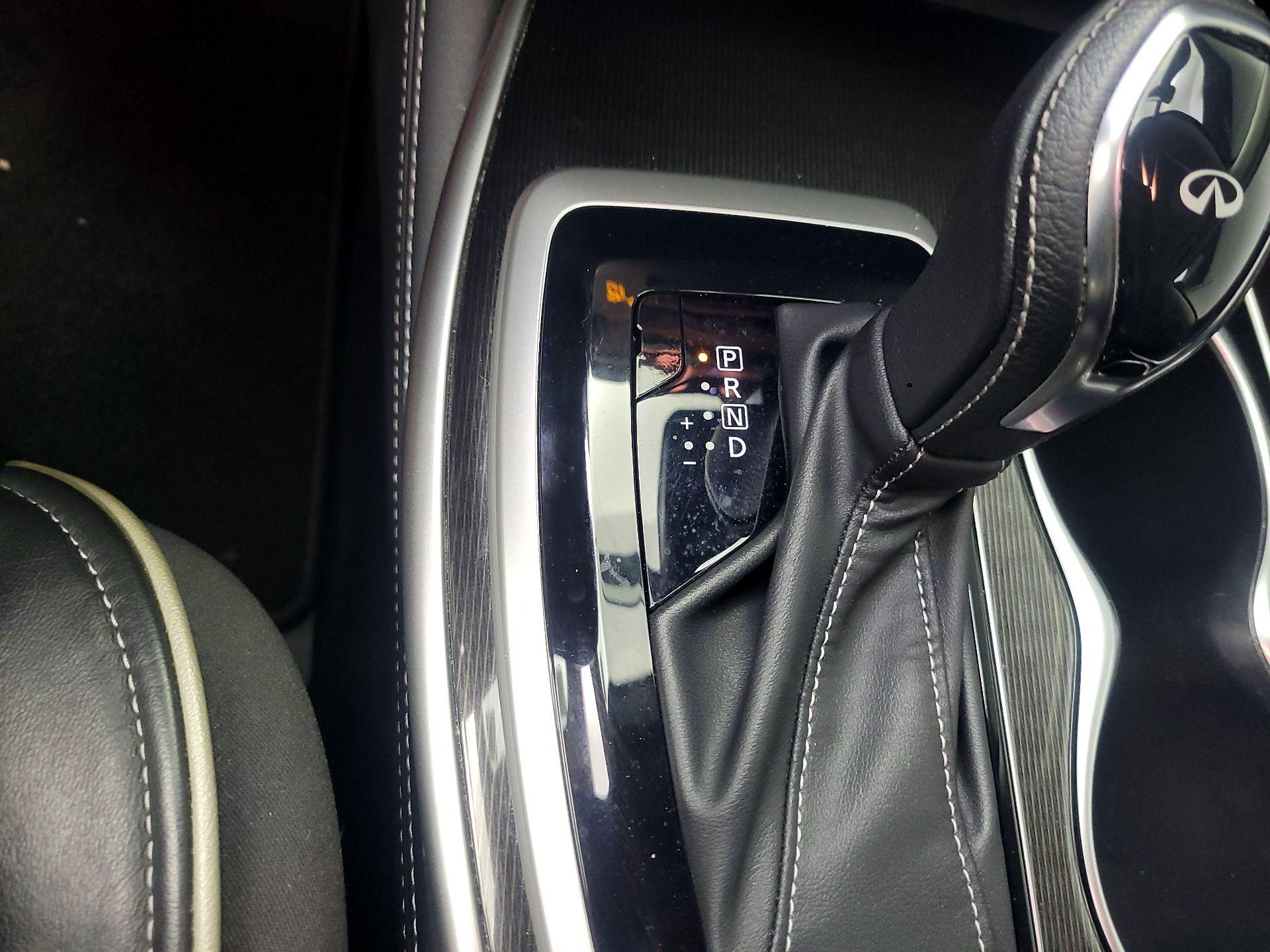 Thumbnail: 2019 INFINITI QX60 - 15