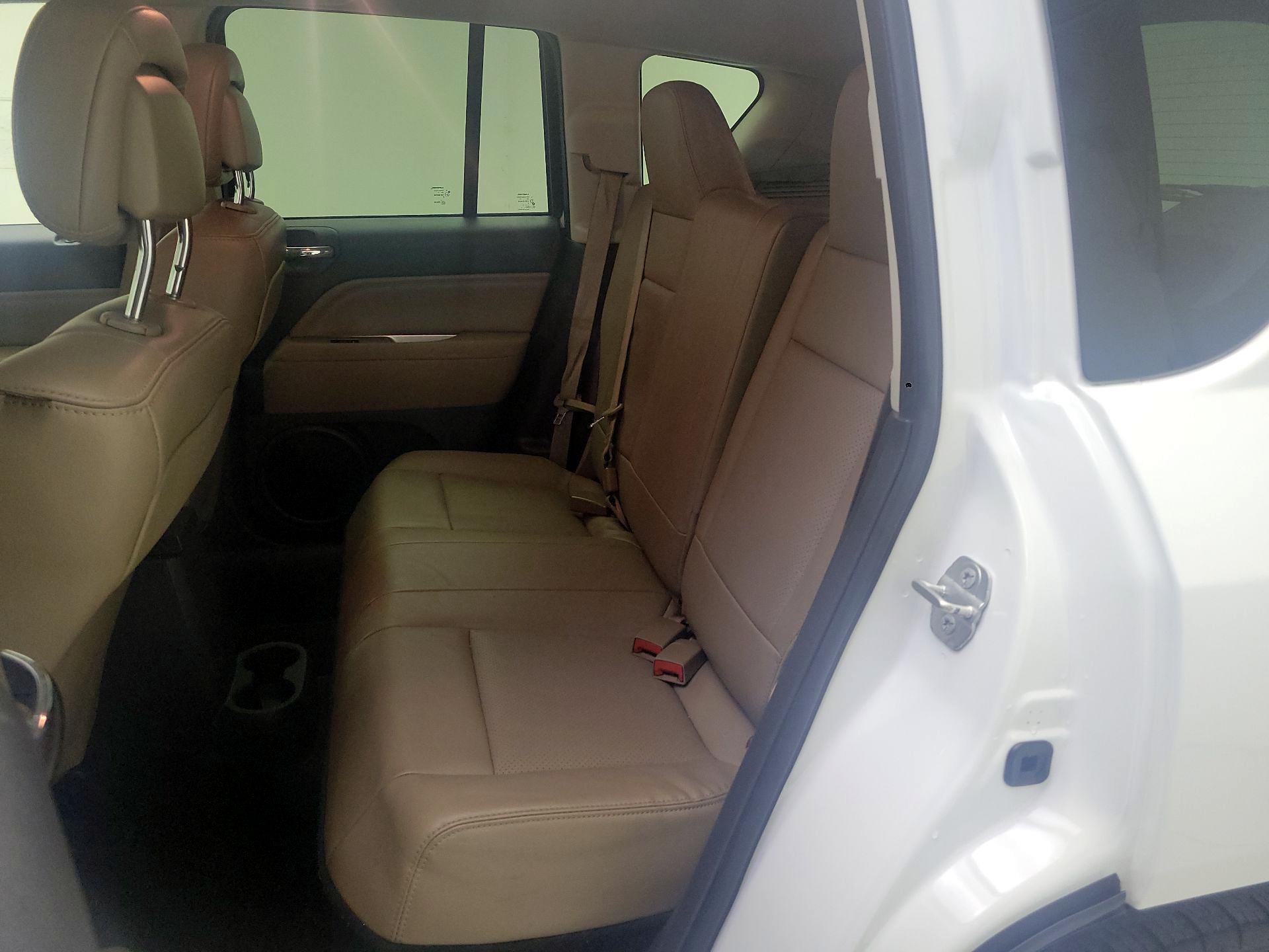 Thumbnail: 2014 Jeep Compass - 17