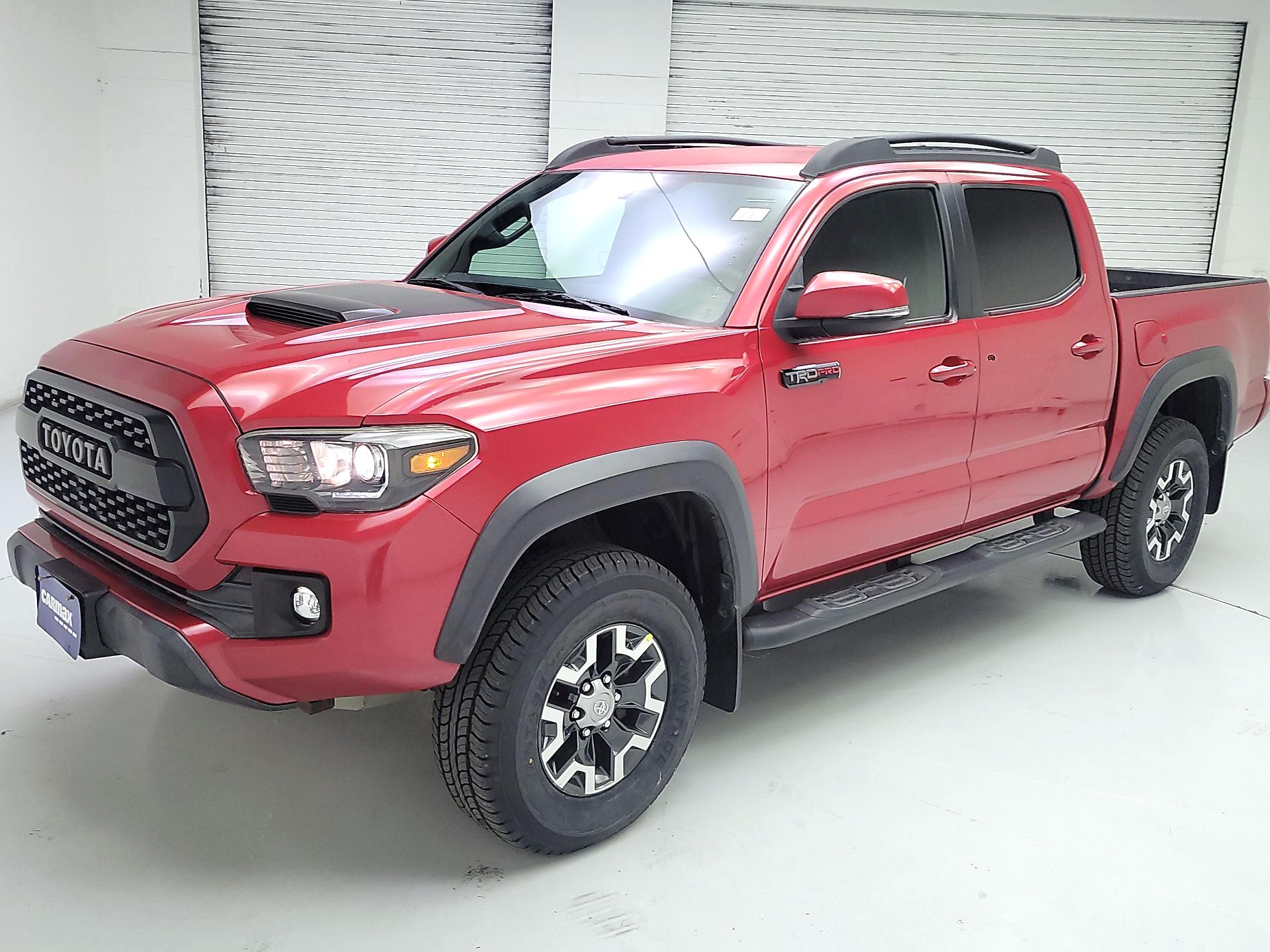 Thumbnail: 2017 Toyota Tacoma - 3