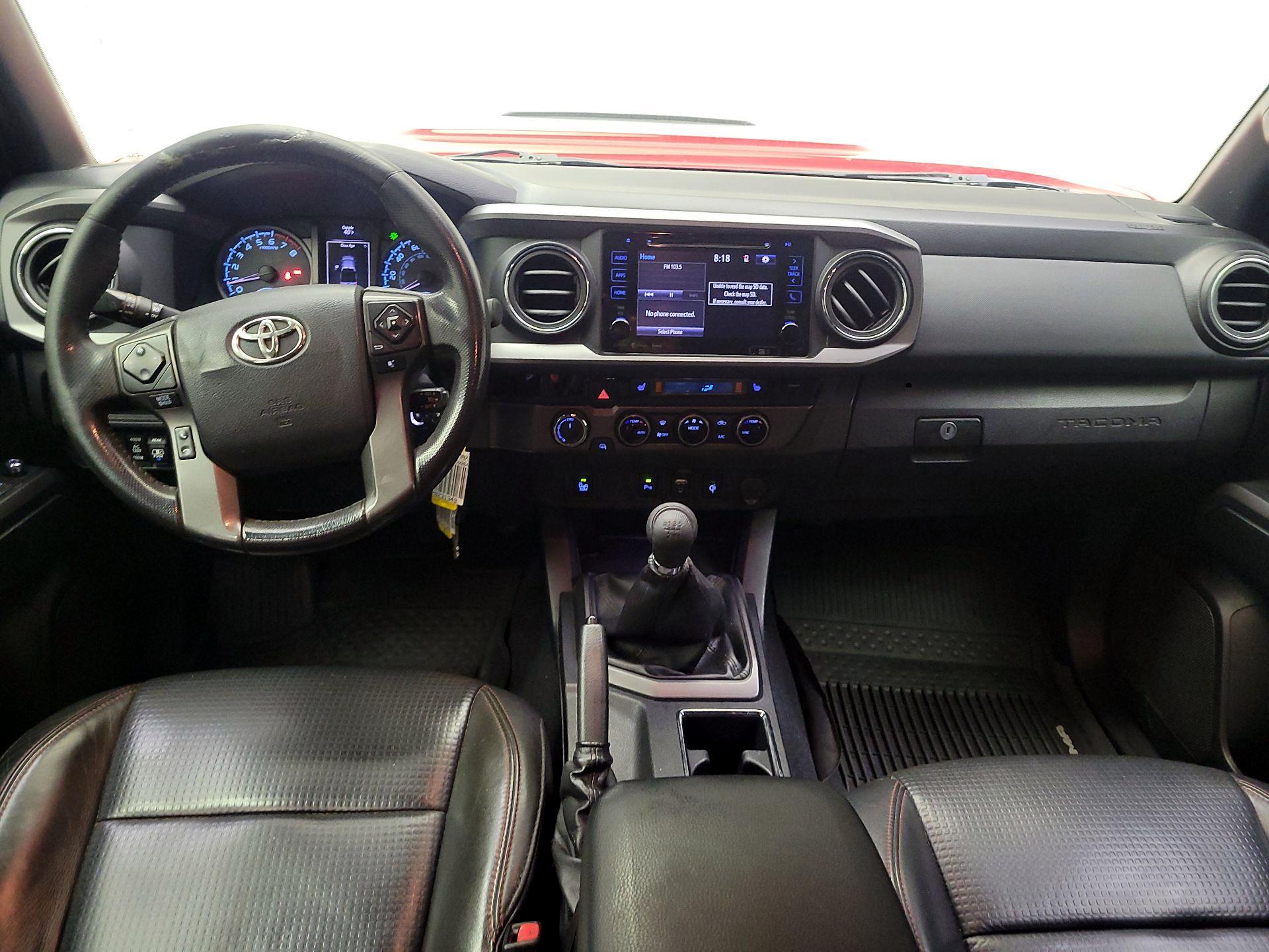 Thumbnail: 2017 Toyota Tacoma - 8