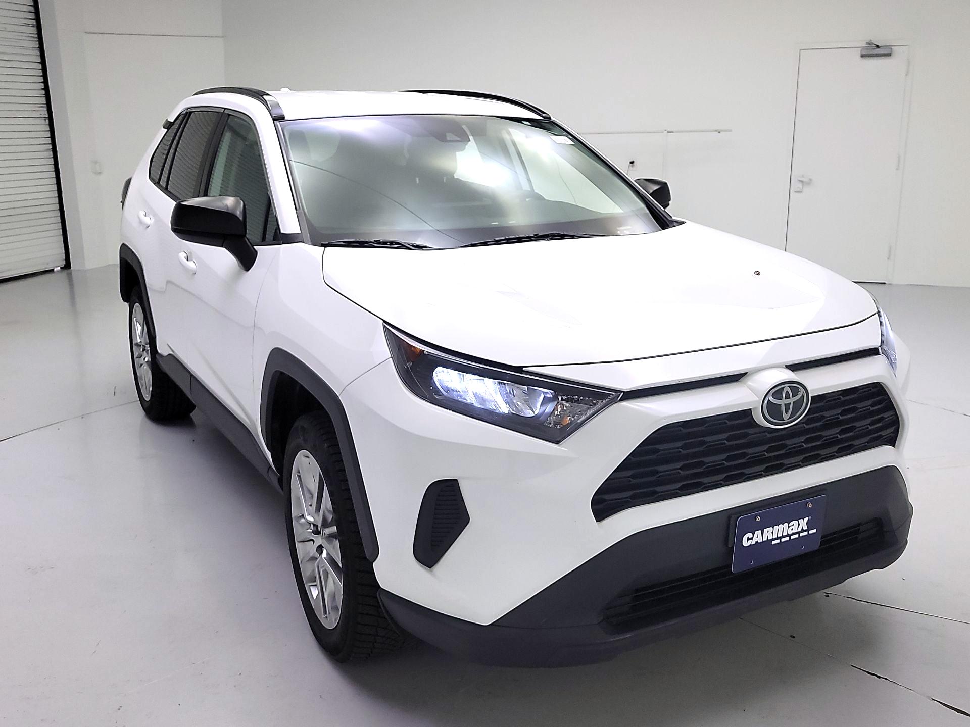 Thumbnail: 2020 Toyota RAV4 - 1