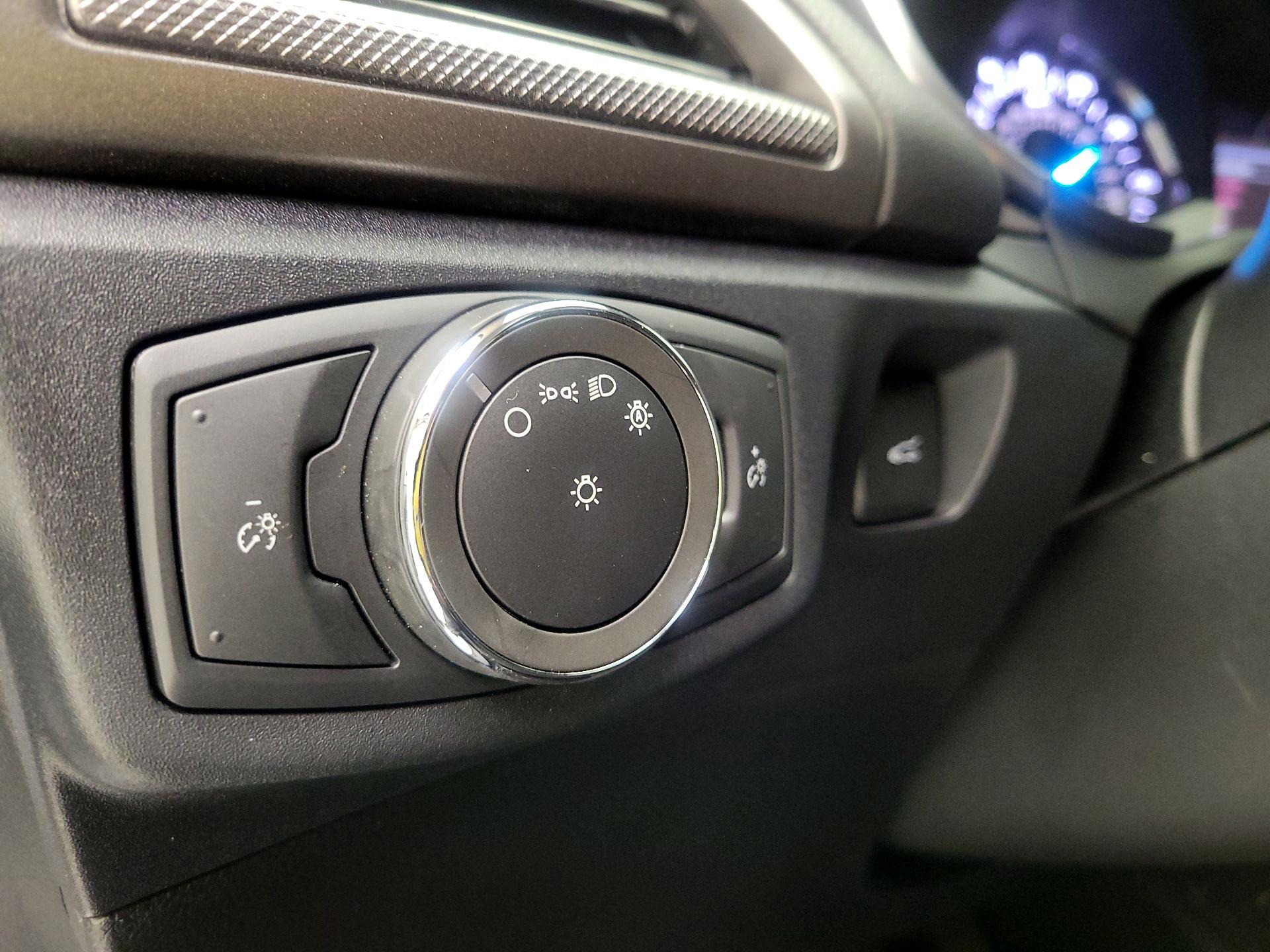 Thumbnail: 2020 Ford Fusion - 13