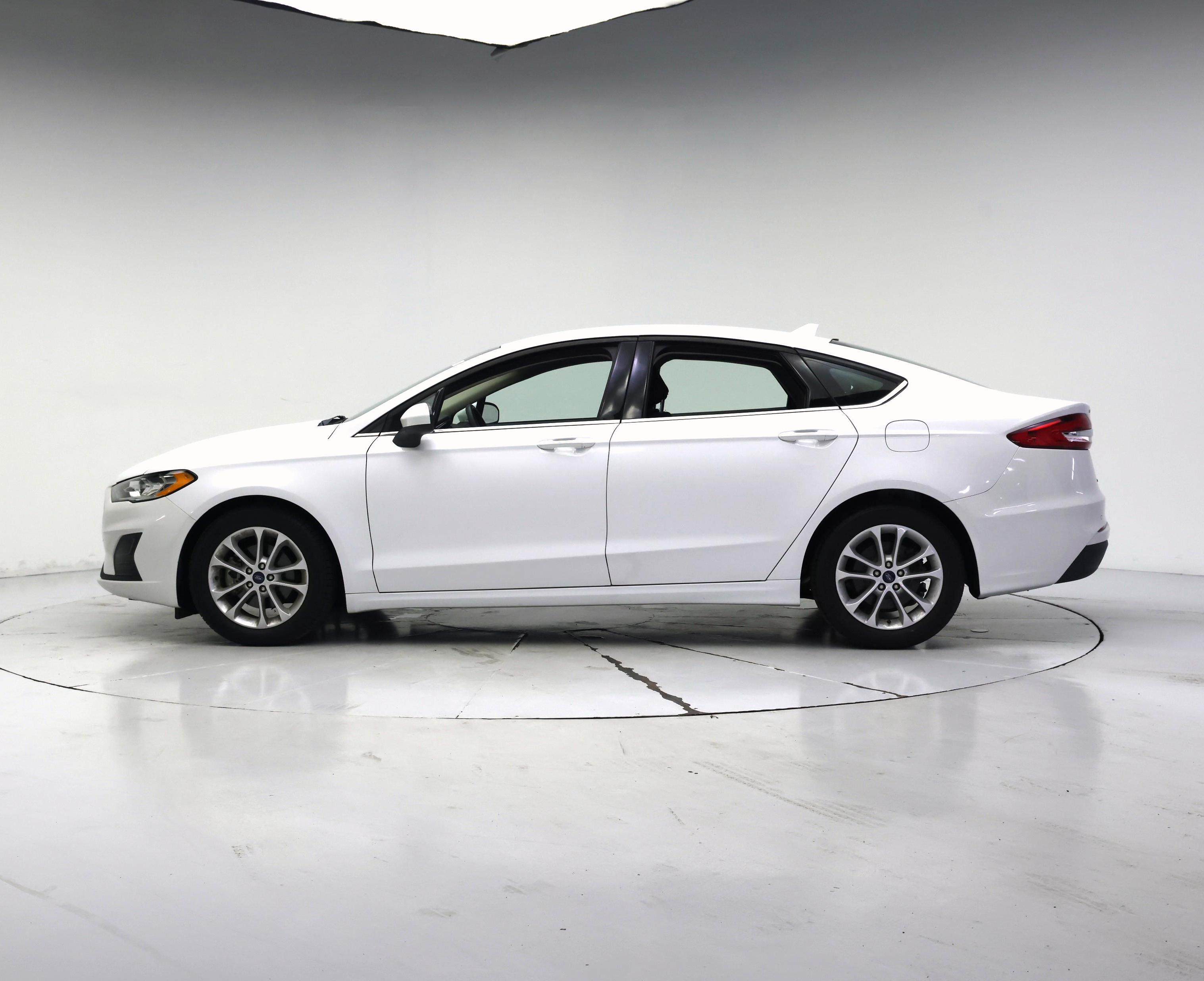 Thumbnail: 2020 Ford Fusion - 3
