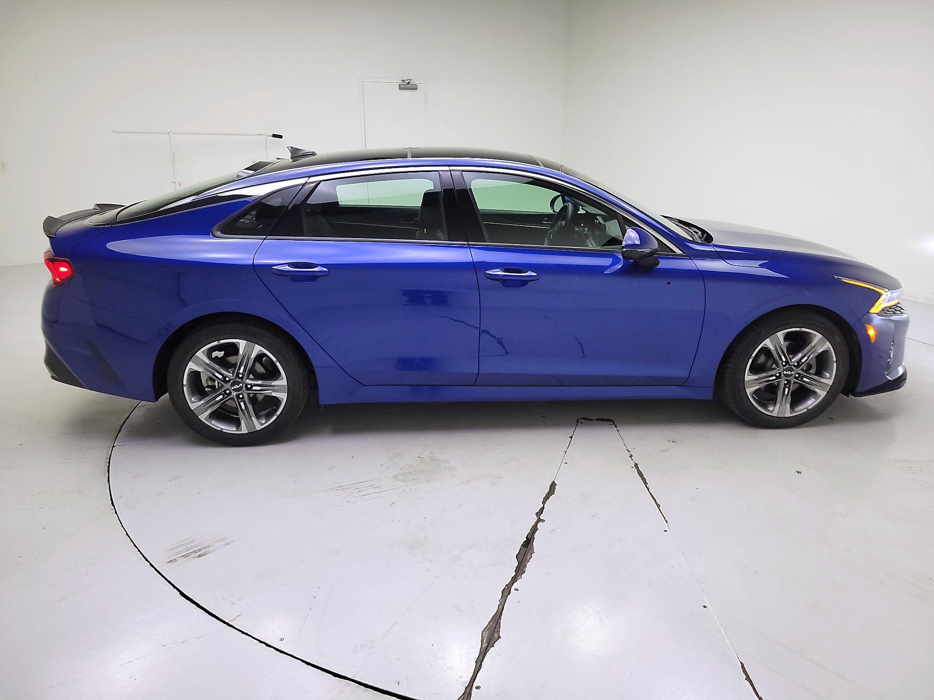 Thumbnail: 2022 Kia K5 - 4