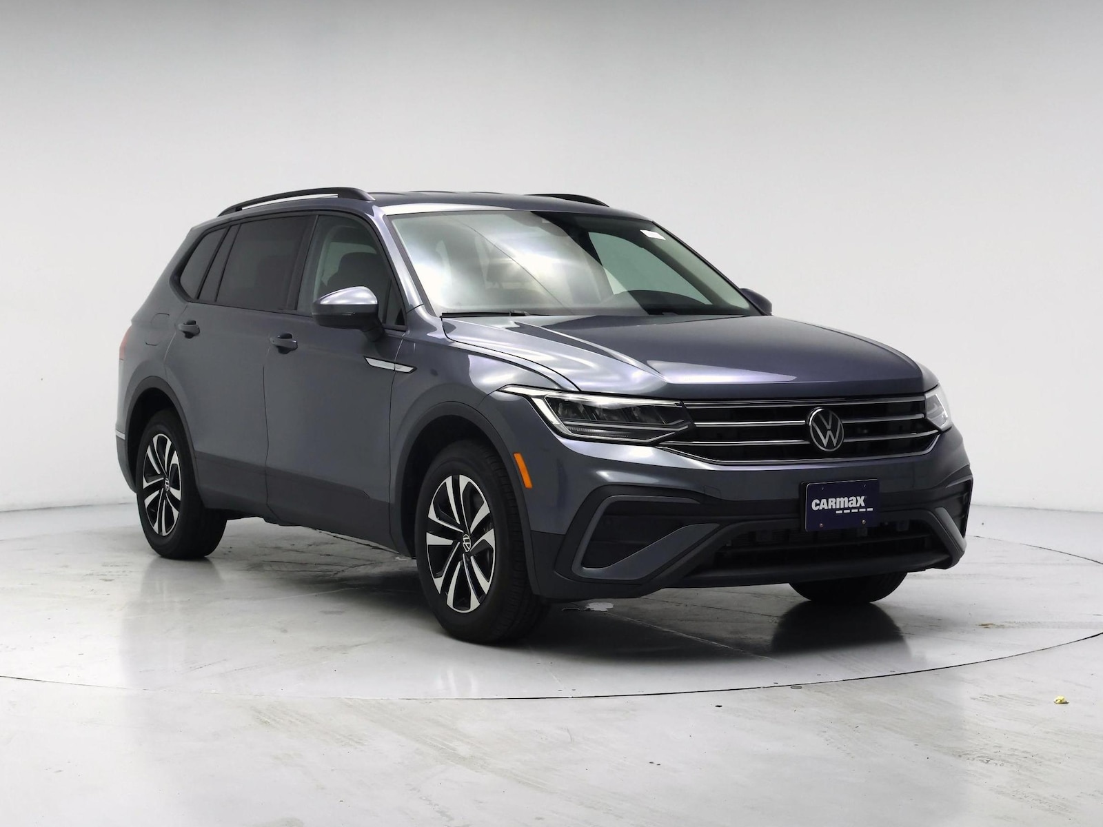 2024 Volkswagen Tiguan S - Photo 2