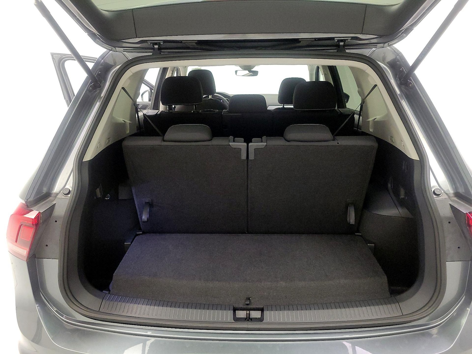 2024 Volkswagen Tiguan S - Photo 21