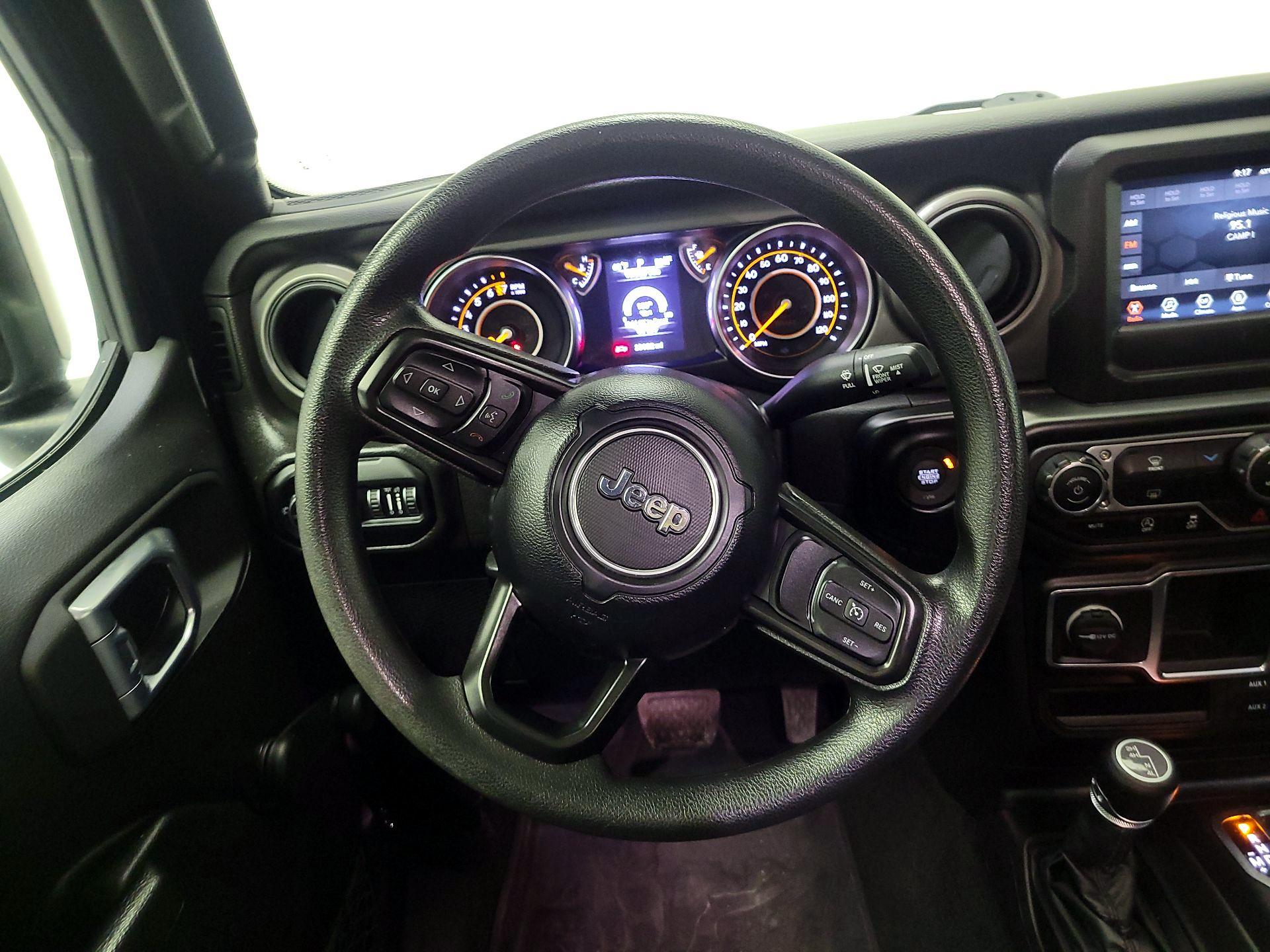 Thumbnail: 2022 Jeep Gladiator - 10