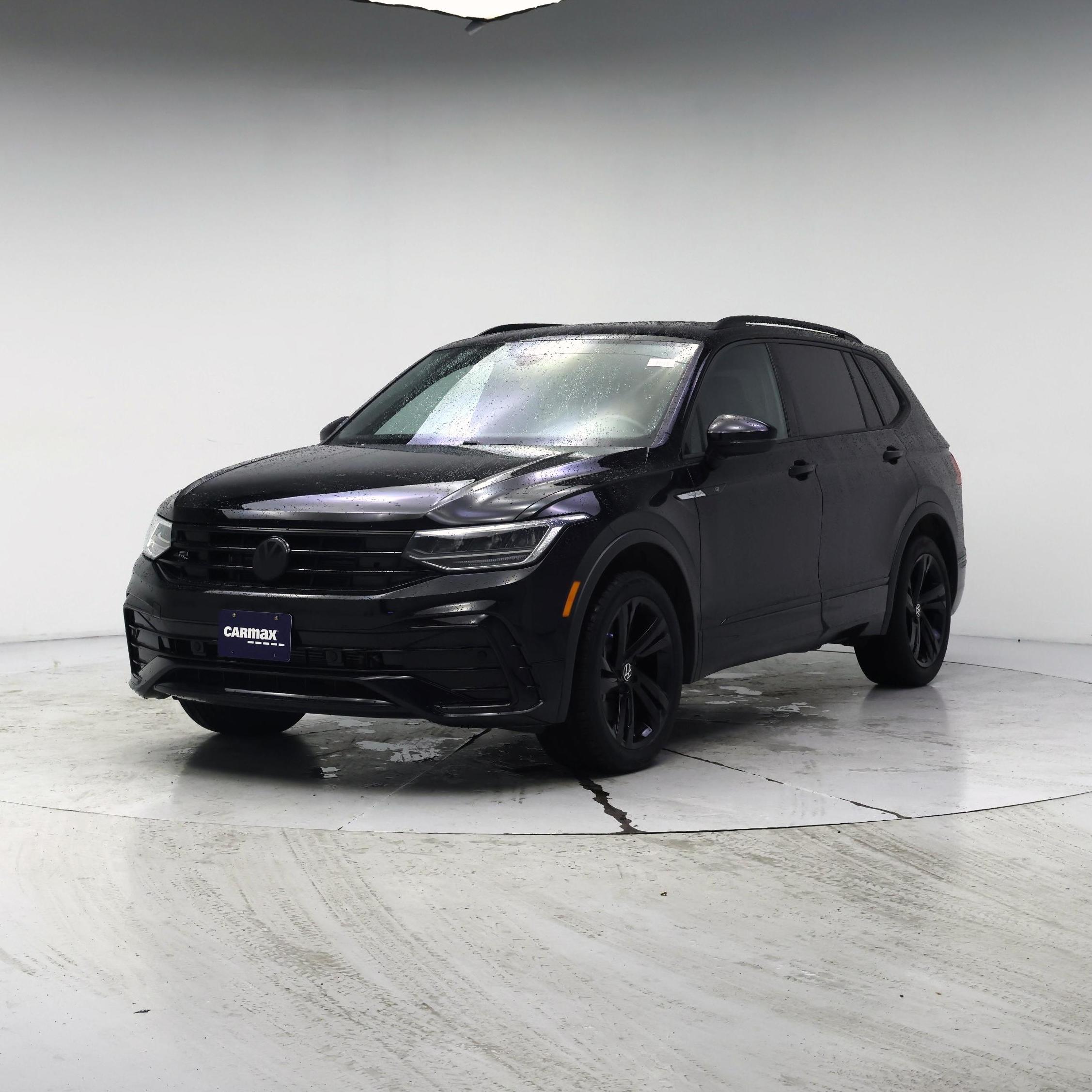Thumbnail: 2023 Volkswagen Tiguan - 4