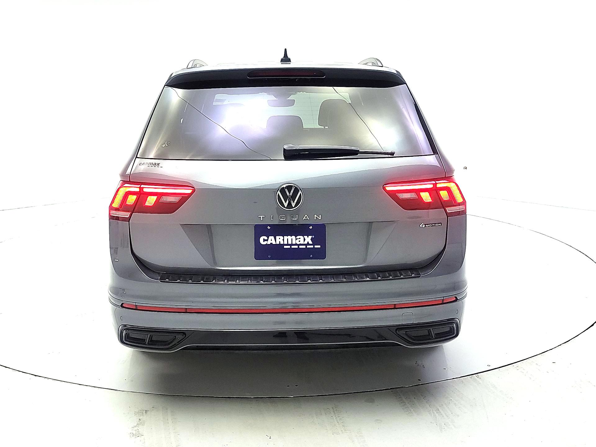 Thumbnail: 2022 Volkswagen Tiguan - 6