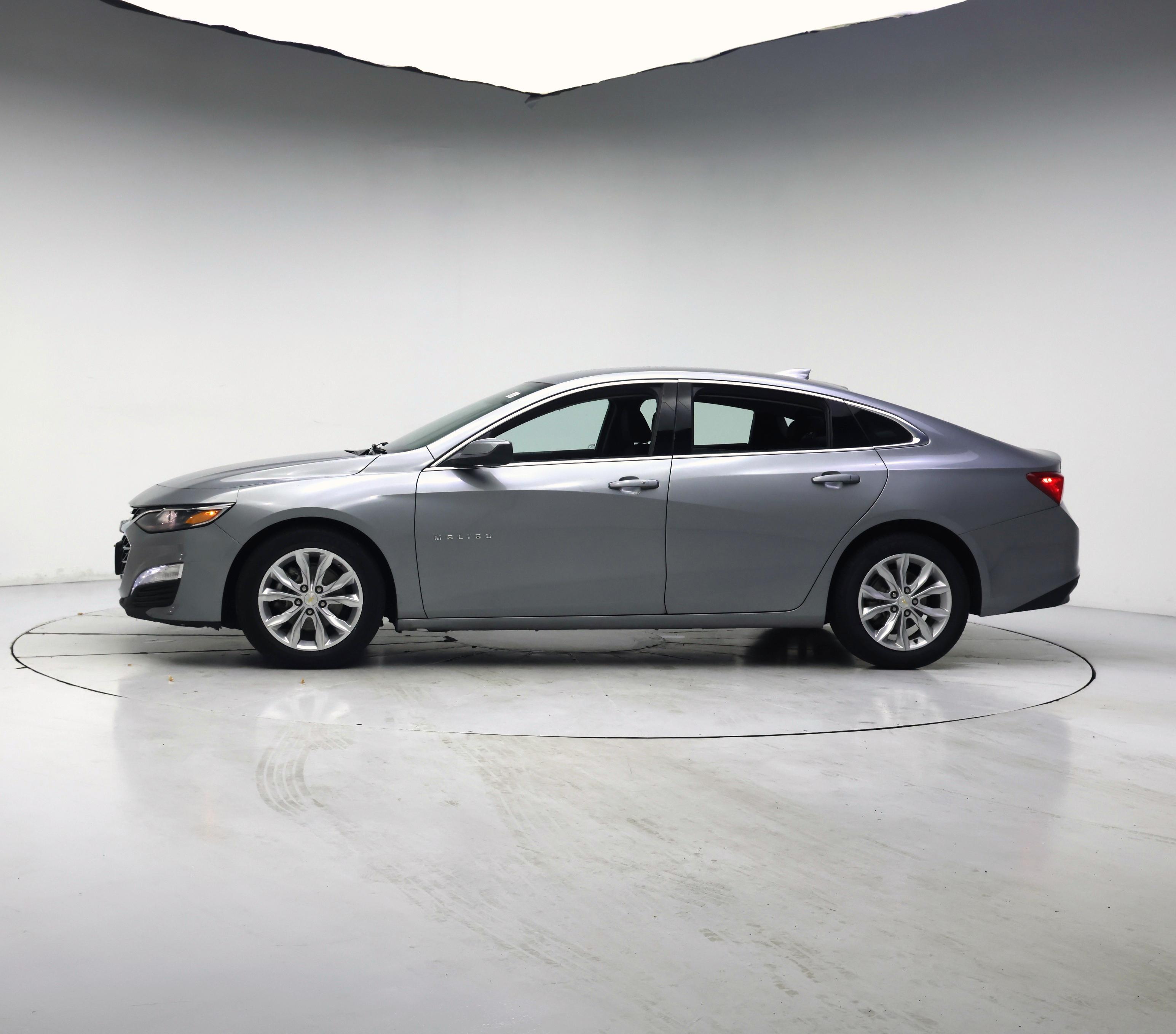 Thumbnail: 2023 Chevrolet Malibu - 3