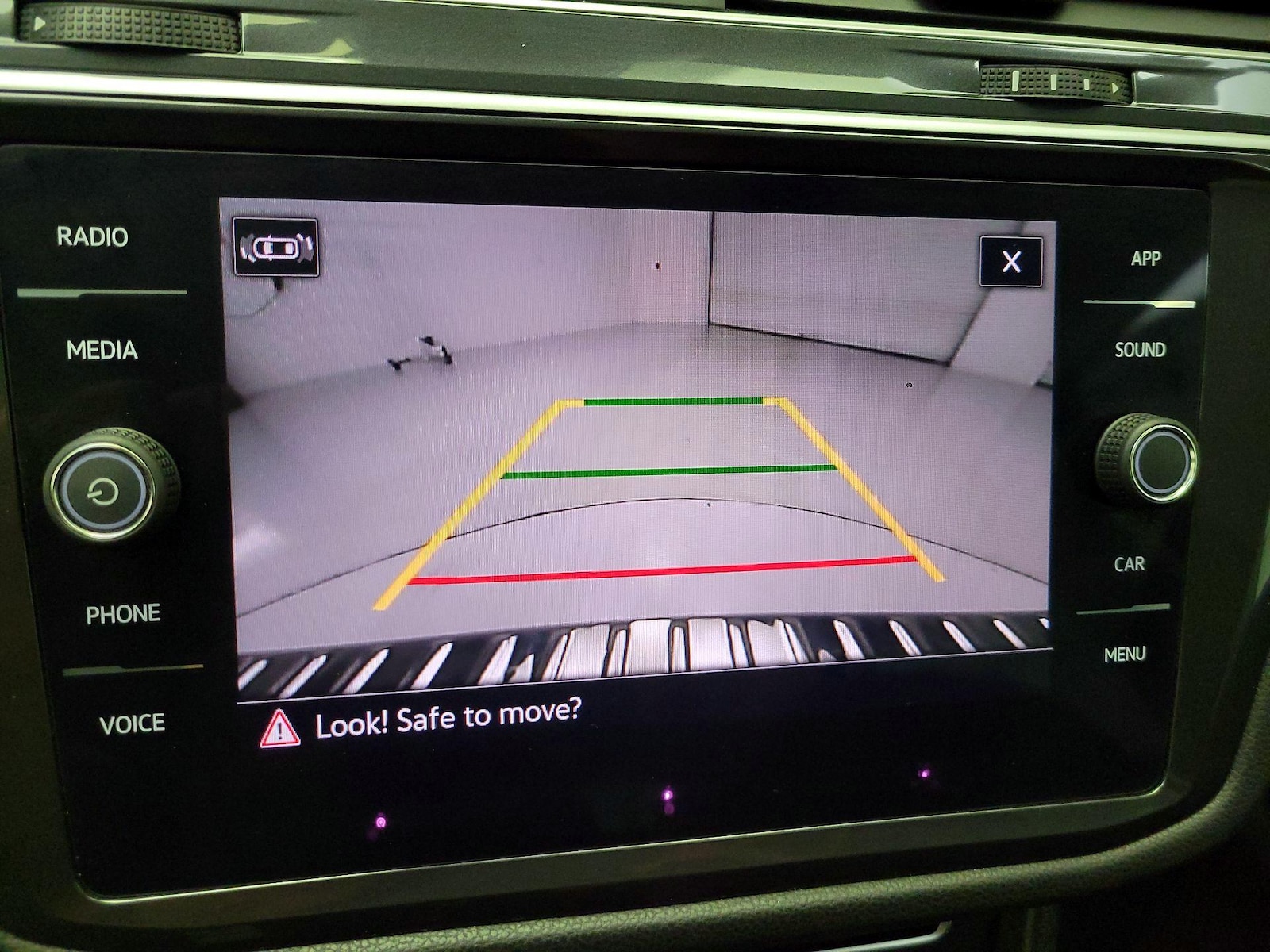 2024 Volkswagen Tiguan SE - Photo 15