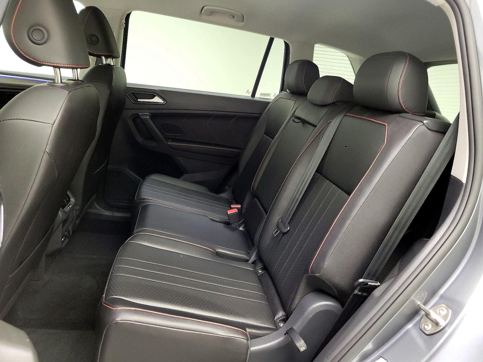 2024 Volkswagen Tiguan SE - Photo 20