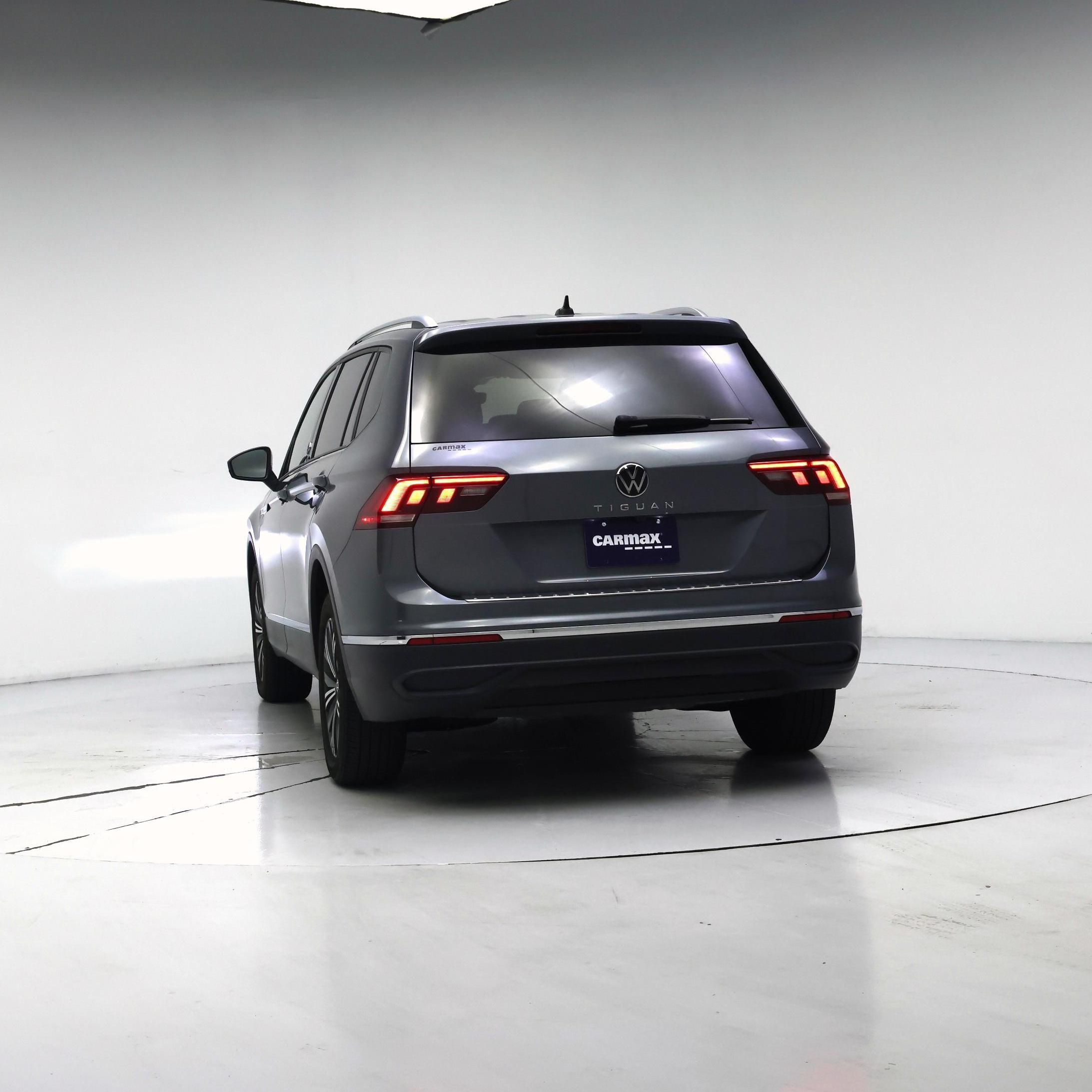 Thumbnail: 2024 Volkswagen Tiguan - 6