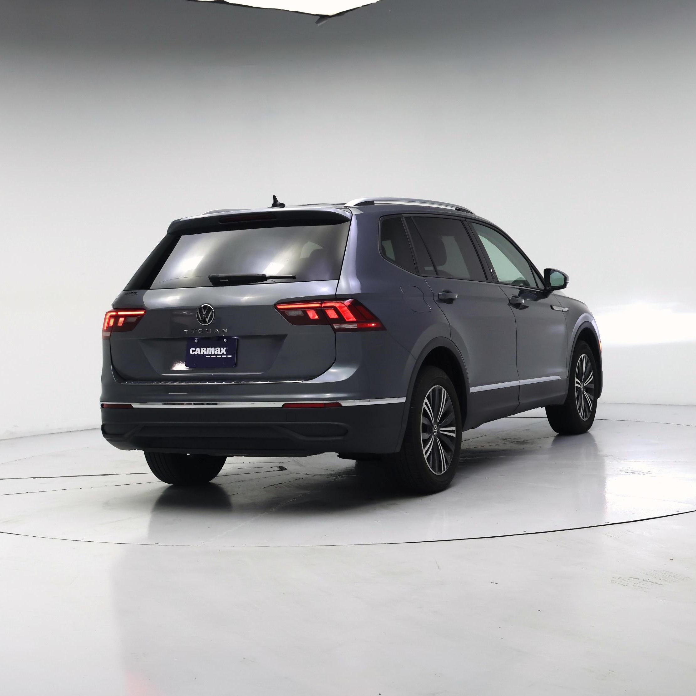 Thumbnail: 2024 Volkswagen Tiguan - 8