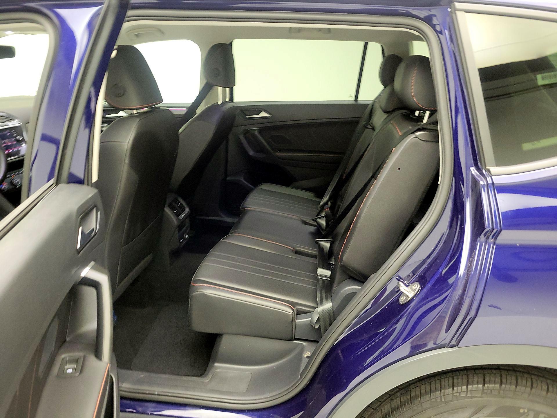 Thumbnail: 2024 Volkswagen Tiguan - 19