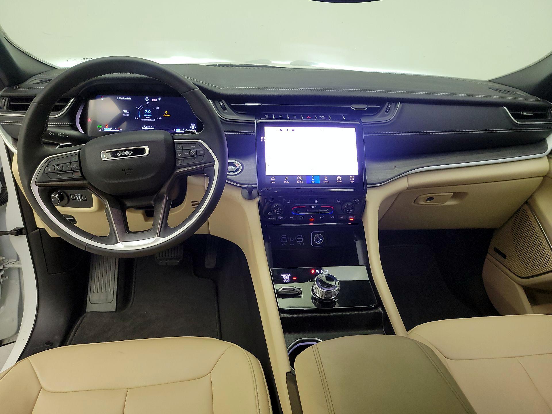 Thumbnail: 2024 Jeep Grand Cherokee L - 9