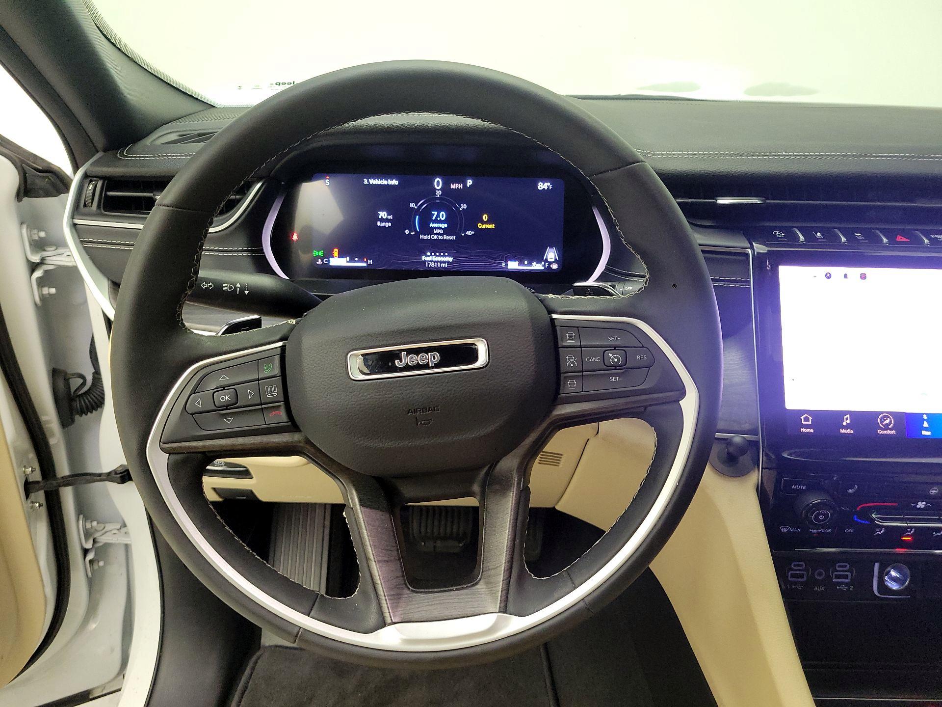 Thumbnail: 2024 Jeep Grand Cherokee L - 10
