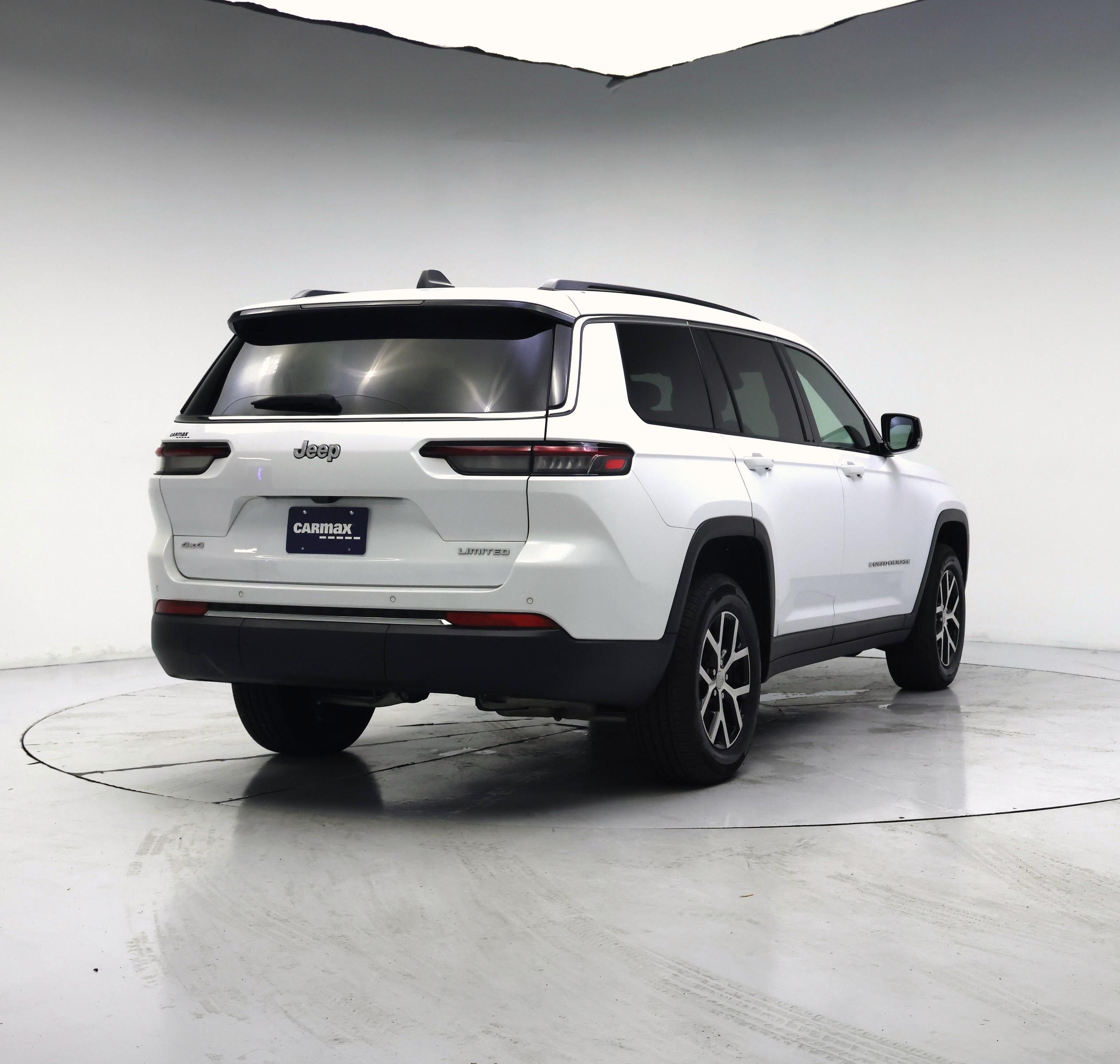 Thumbnail: 2024 Jeep Grand Cherokee L - 8