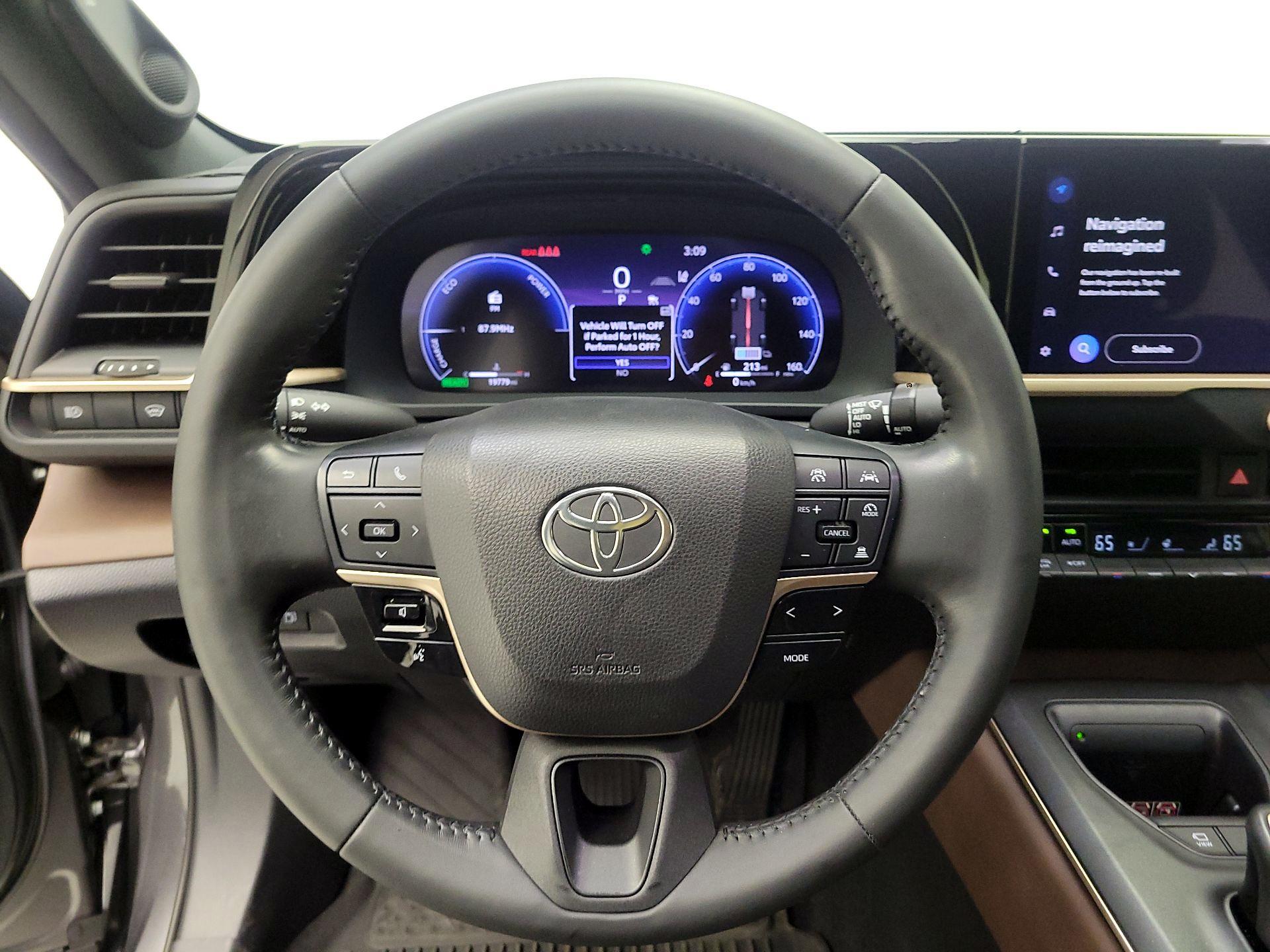 Thumbnail: 2023 Toyota Crown - 10
