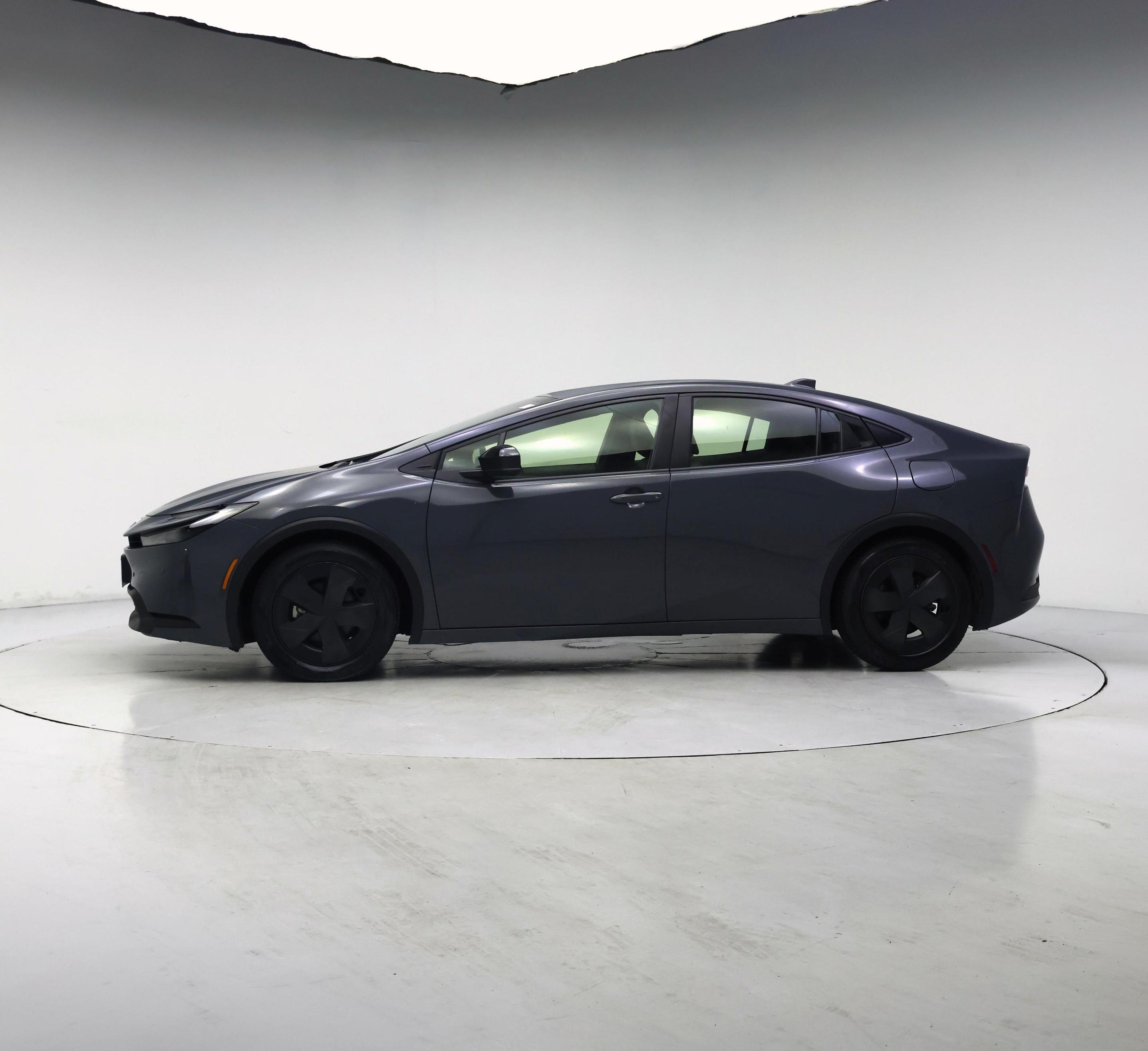 Thumbnail: 2024 Toyota Prius - 3
