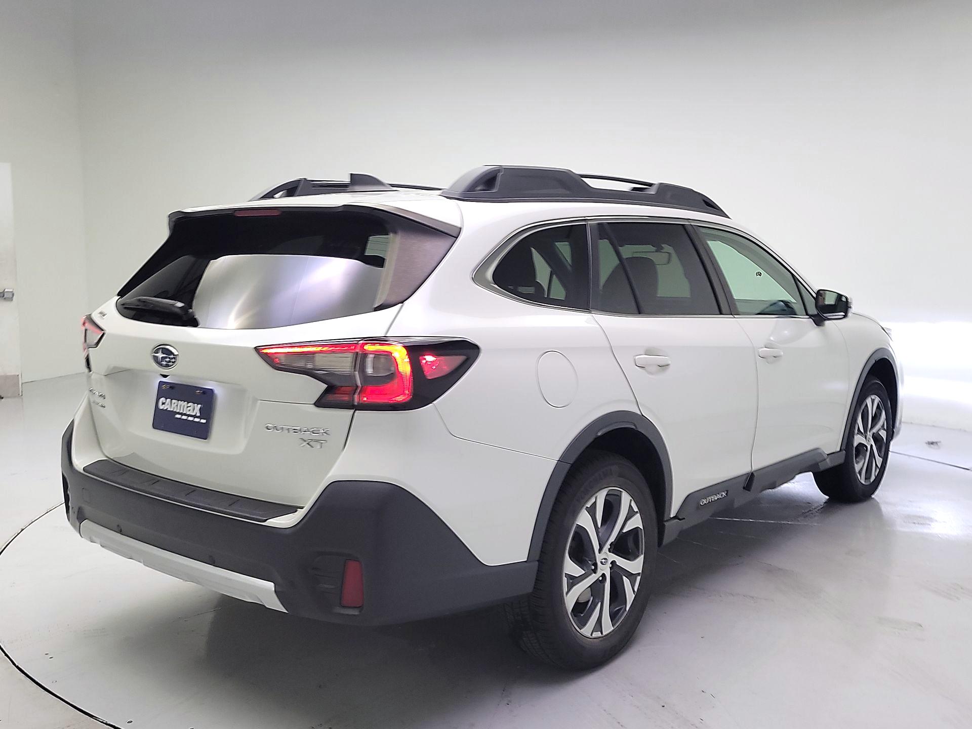 Thumbnail: 2022 Subaru Outback - 5