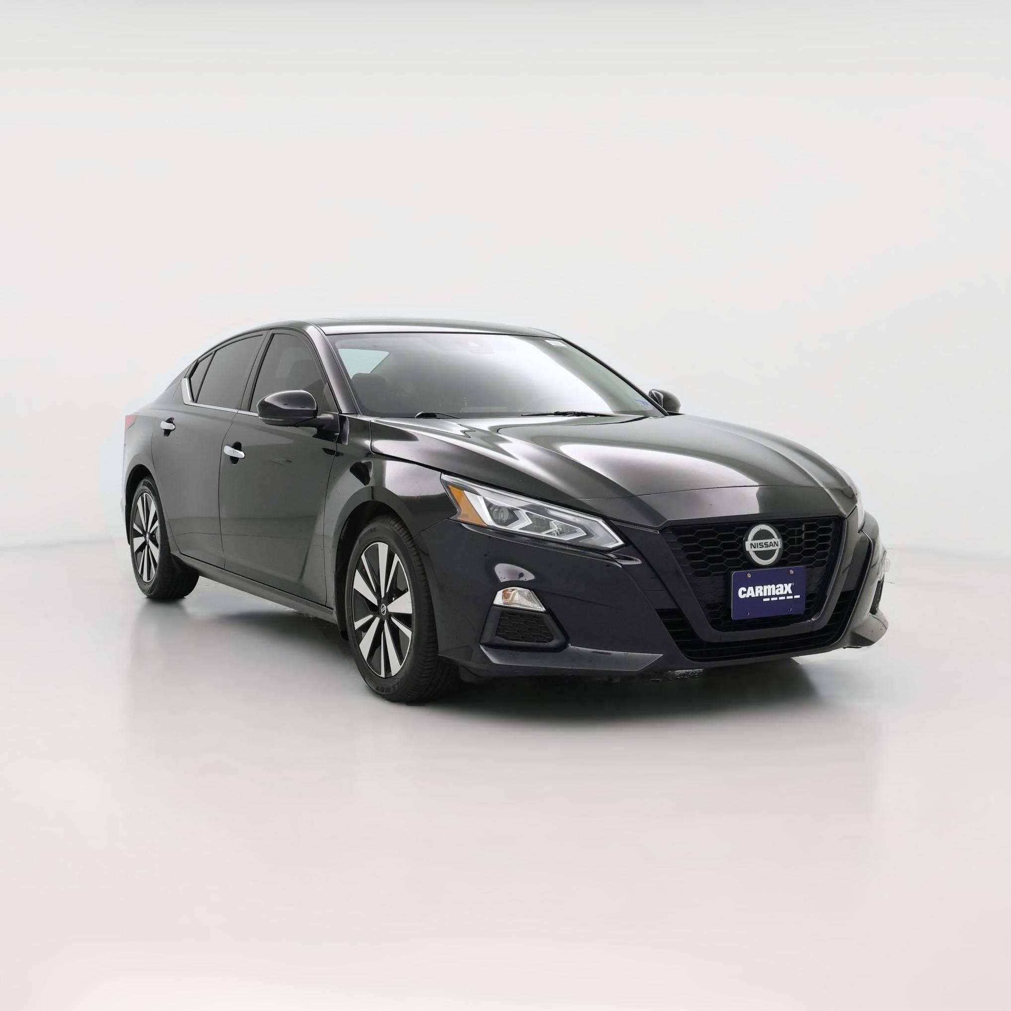 Thumbnail: 2022 Nissan Altima - 1