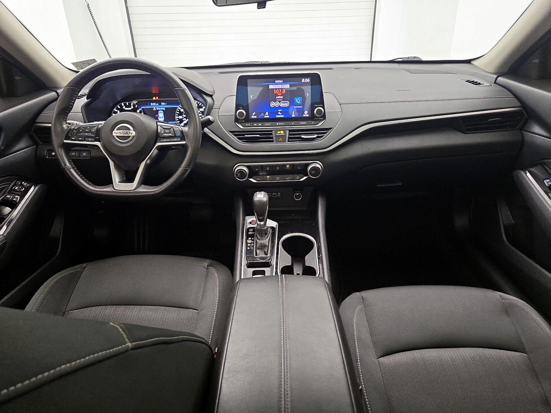 Thumbnail: 2022 Nissan Altima - 9
