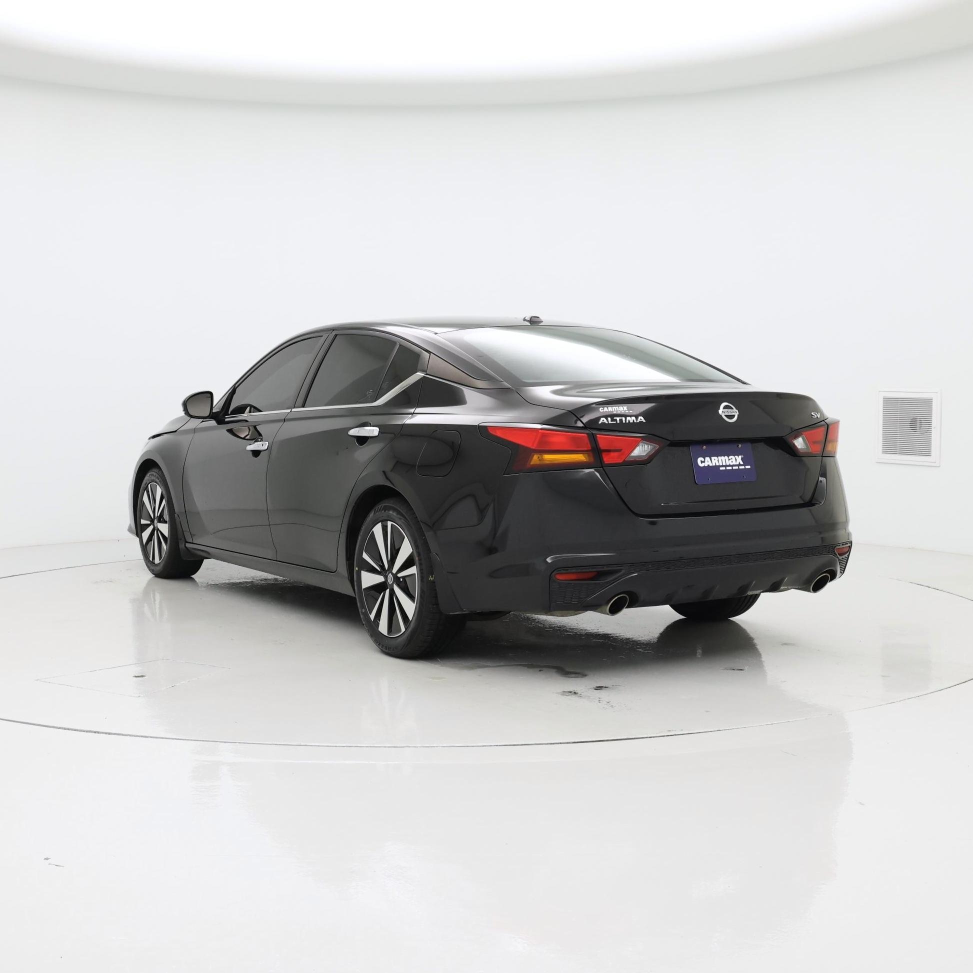 Thumbnail: 2022 Nissan Altima - 2