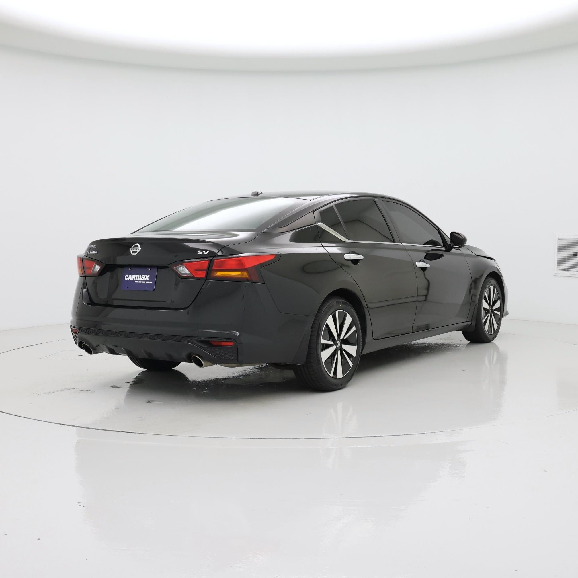 Thumbnail: 2022 Nissan Altima - 8