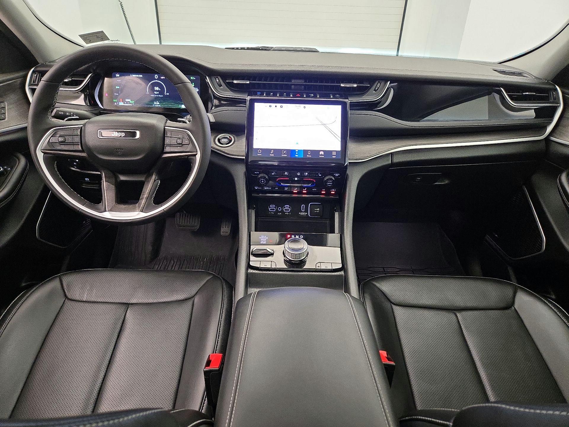 Thumbnail: 2023 Jeep Grand Cherokee - 9