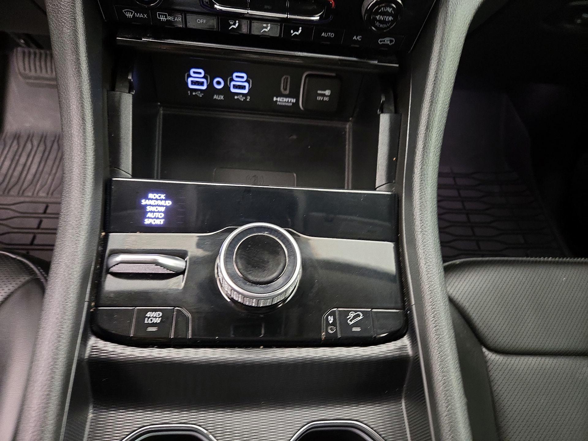 Thumbnail: 2023 Jeep Grand Cherokee - 18